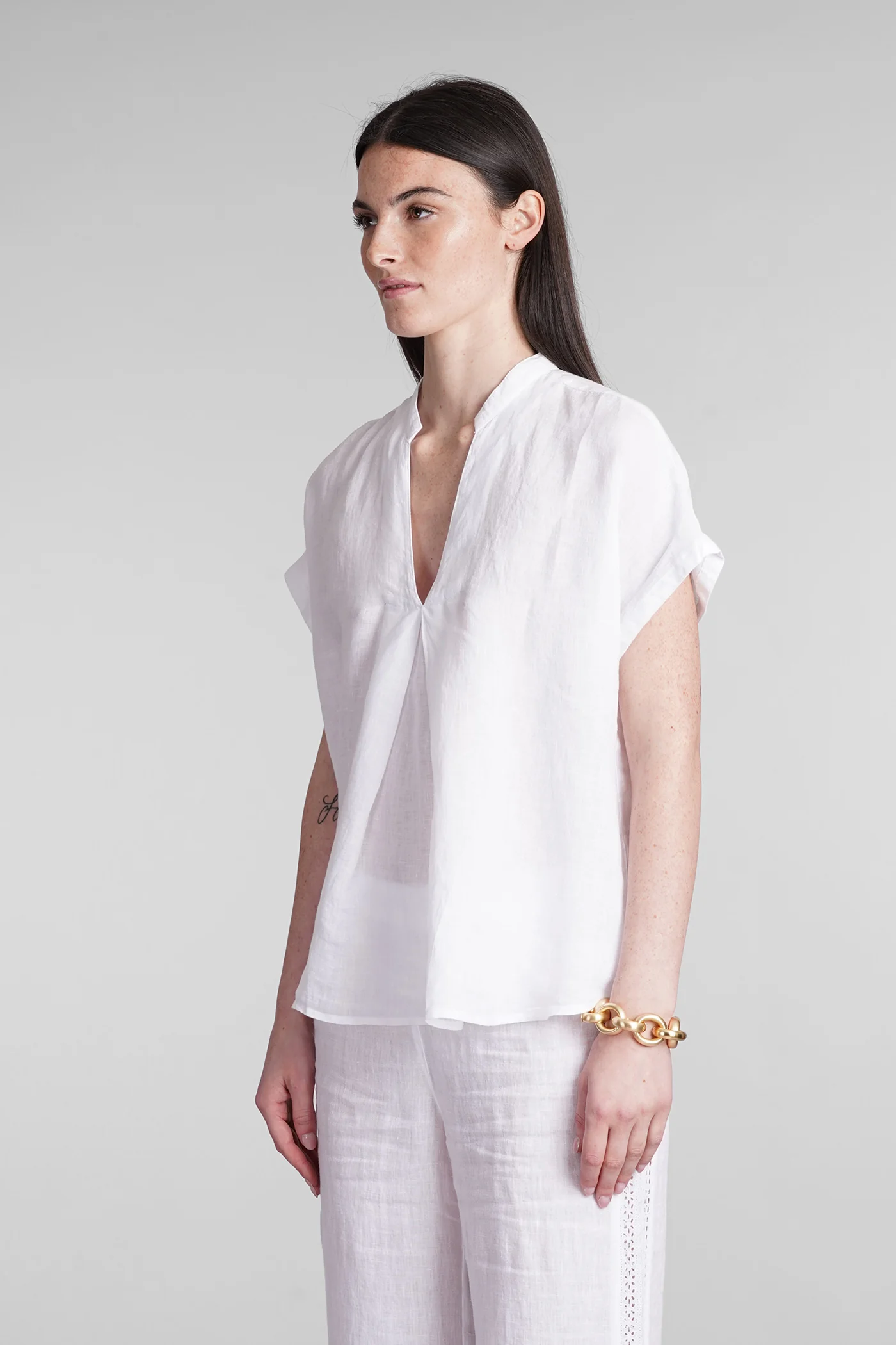 Blouse in white linen - Image 4