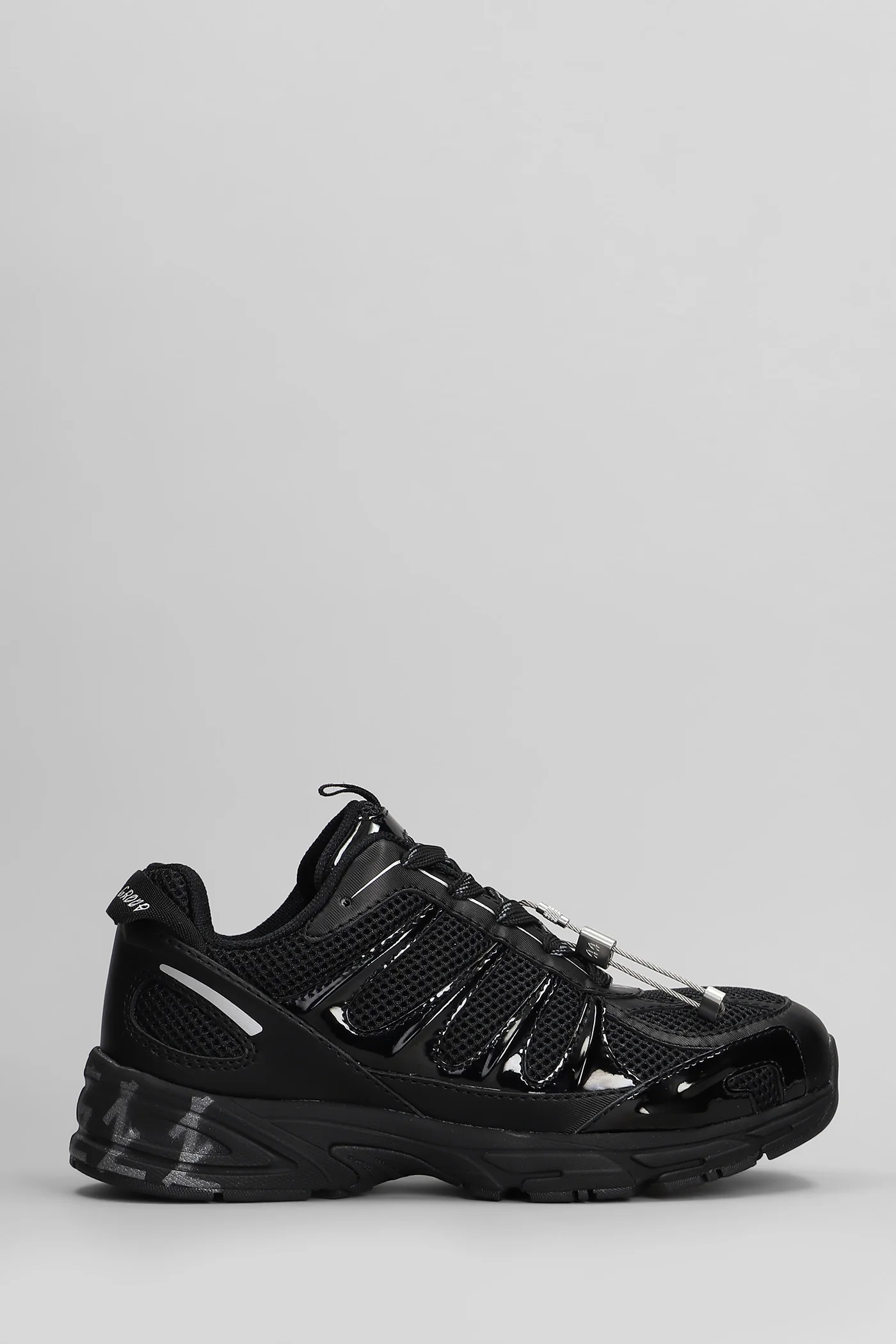 Dragger Sneakers in black leather and fabric