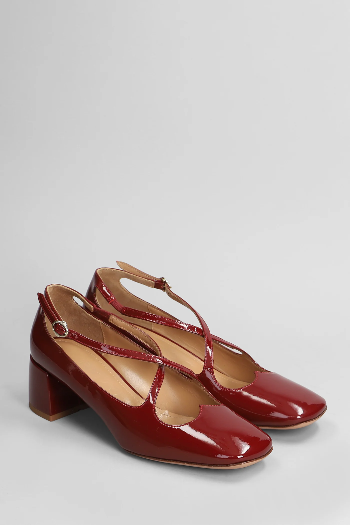 Pumps in red patent leather - Image 2