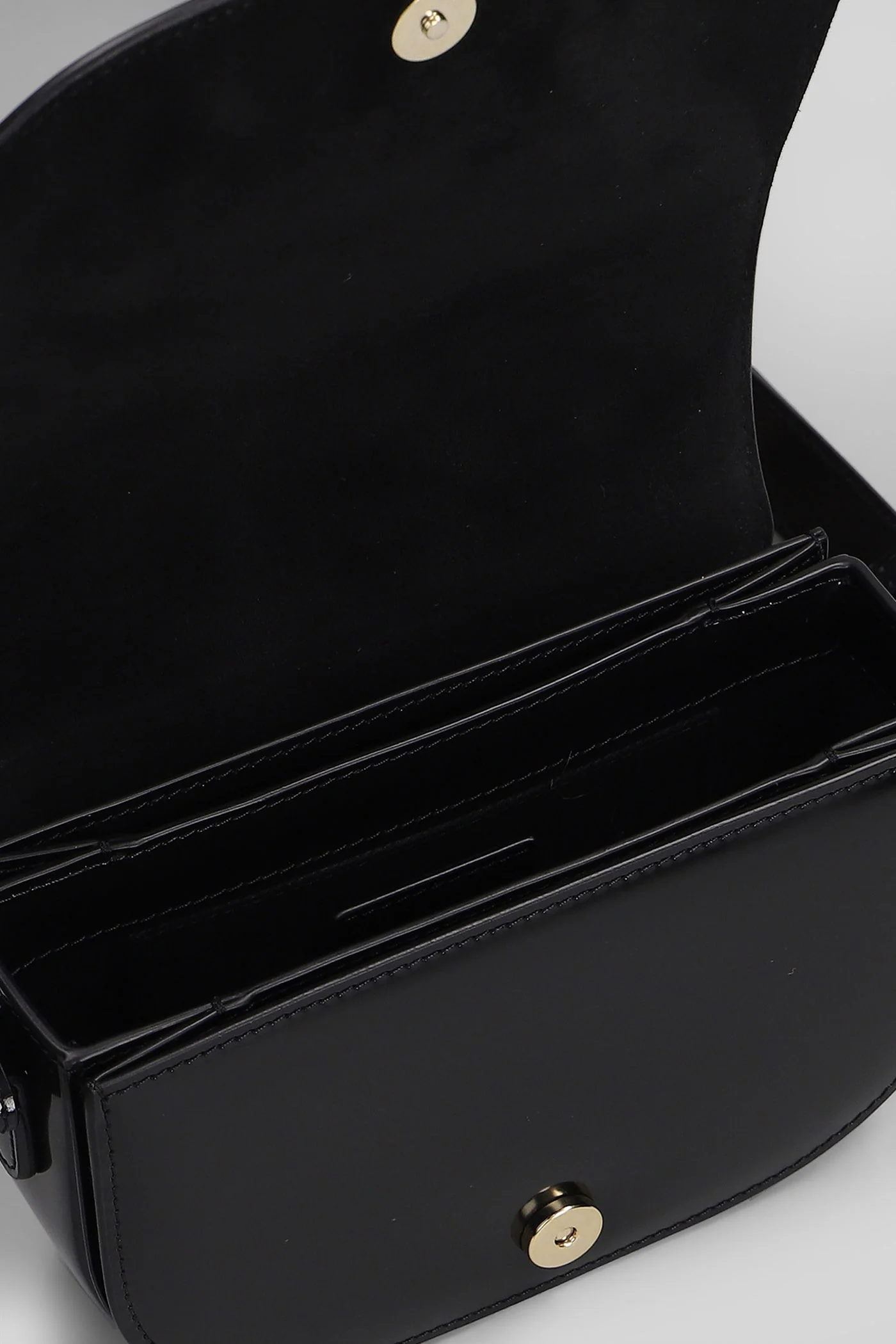 B side small Shoulder bag in black leather - Image 4