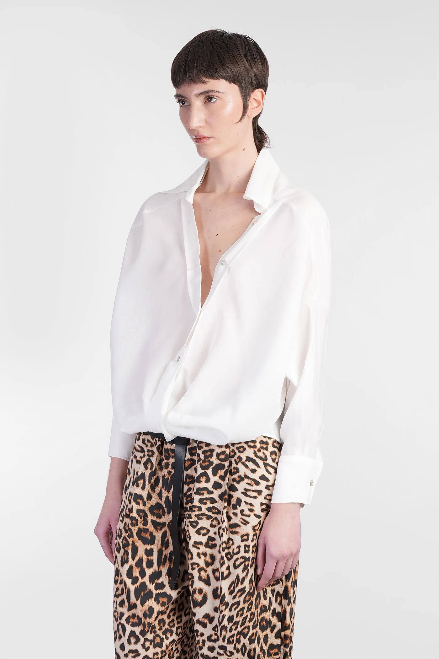 Shirt in white modal - Image 4