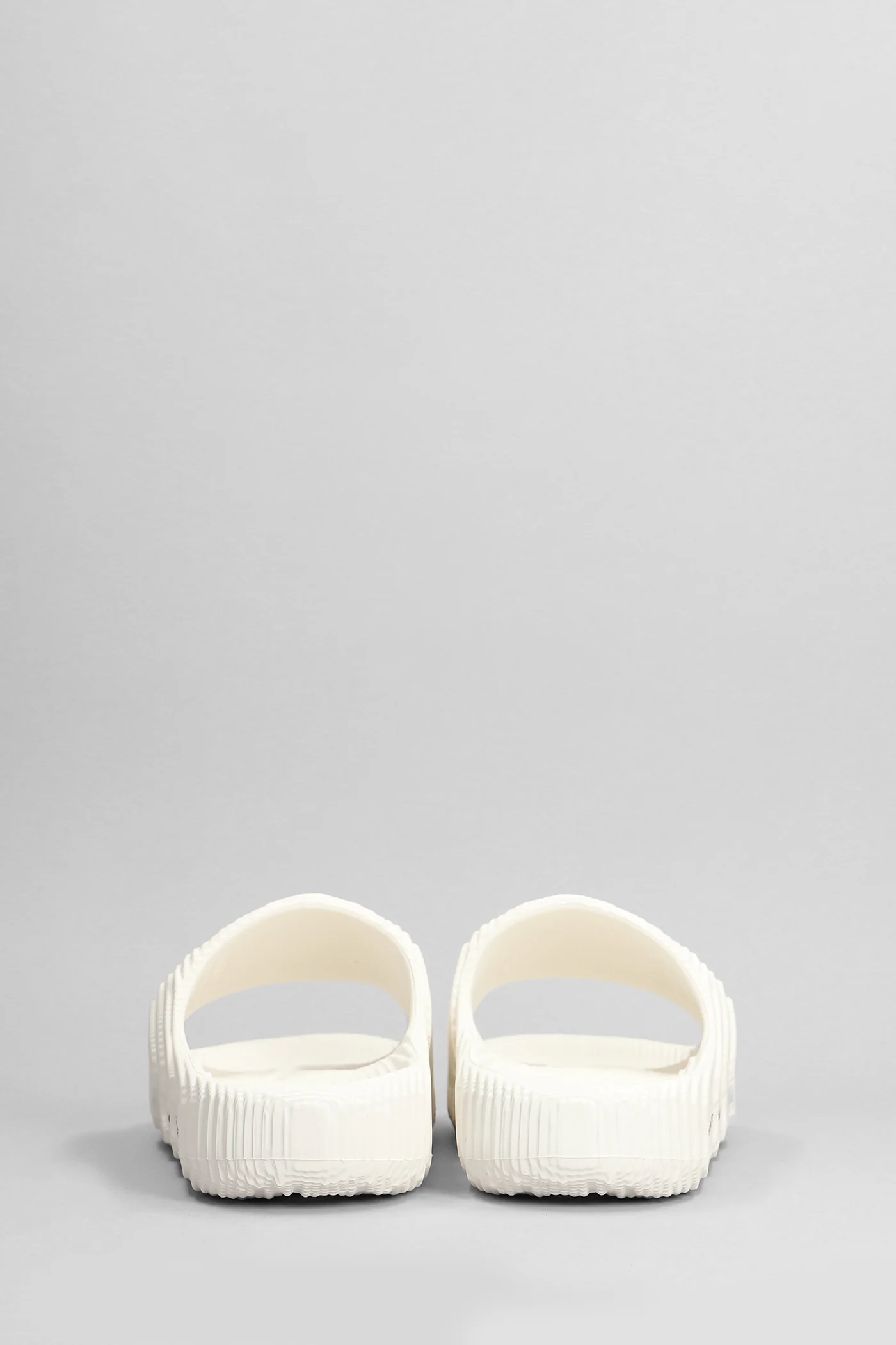 Adilette 22 Slipper-Mule in white rubber/plasic - Image 4