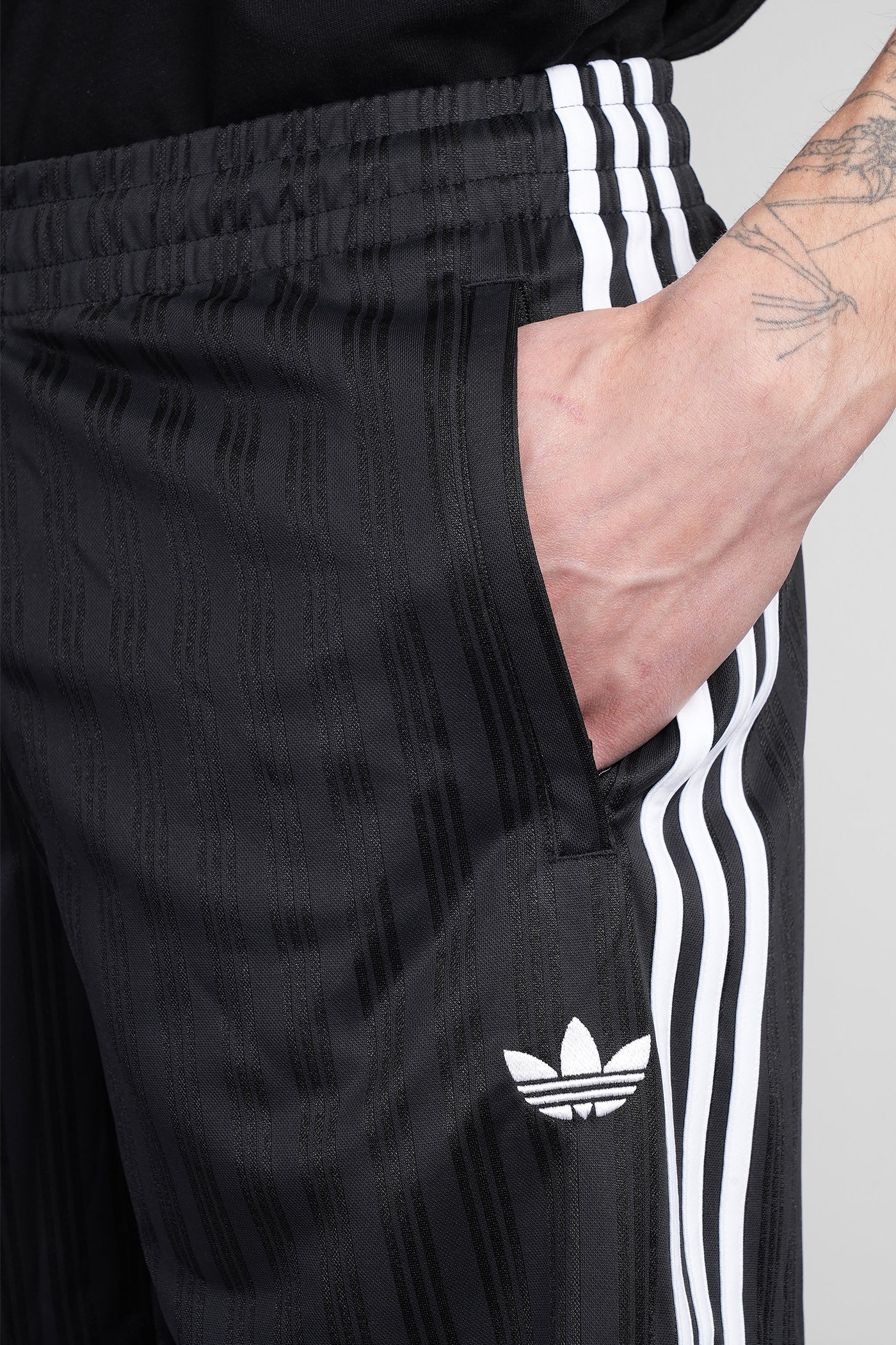 Poly Short Shorts in black polyester - Image 5