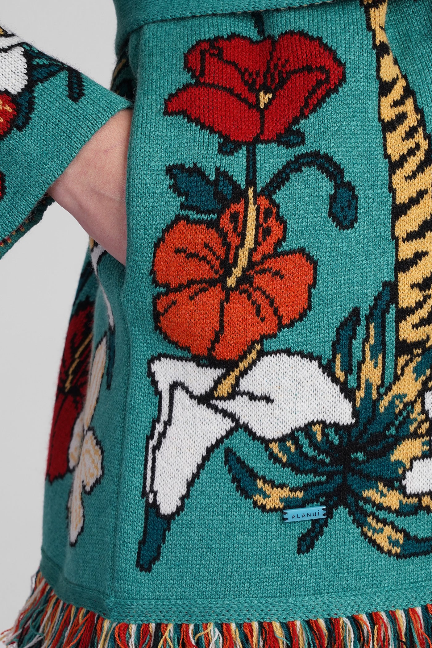 Cardigan in green cashmere - Image 5