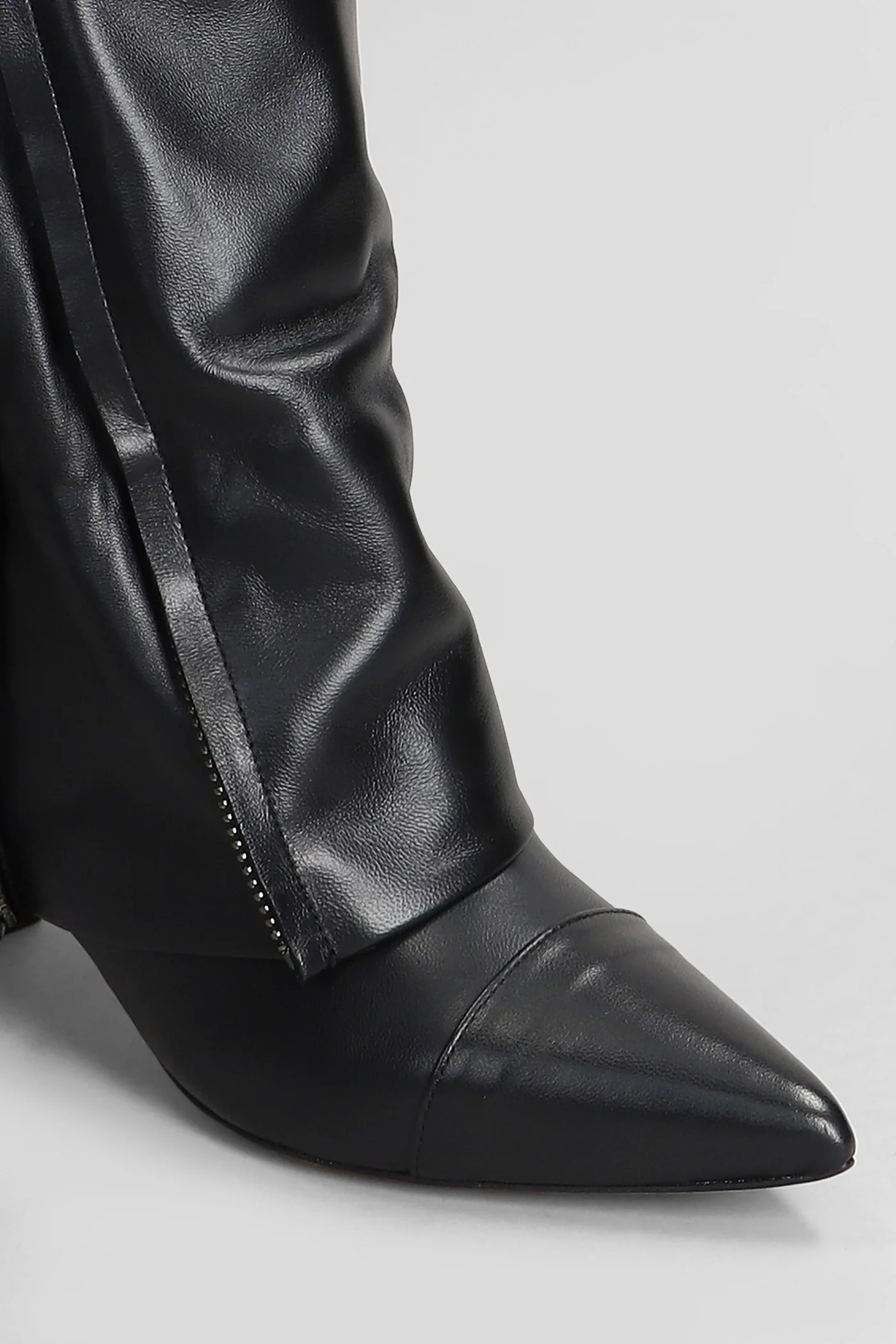 High heels boots in black leather - Image 5