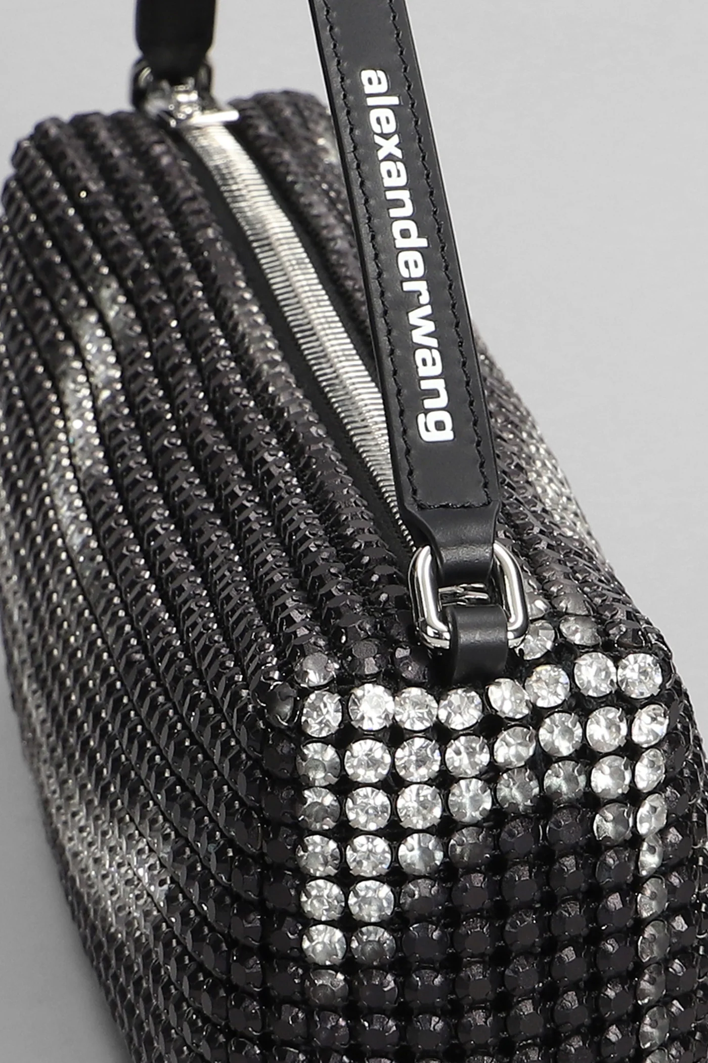 Heiress Hand bag in black leather - Image 4