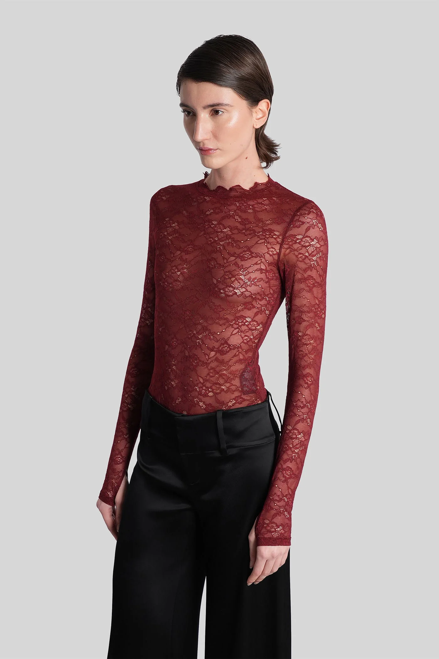 Taeyn Body in red nylon - Image 4
