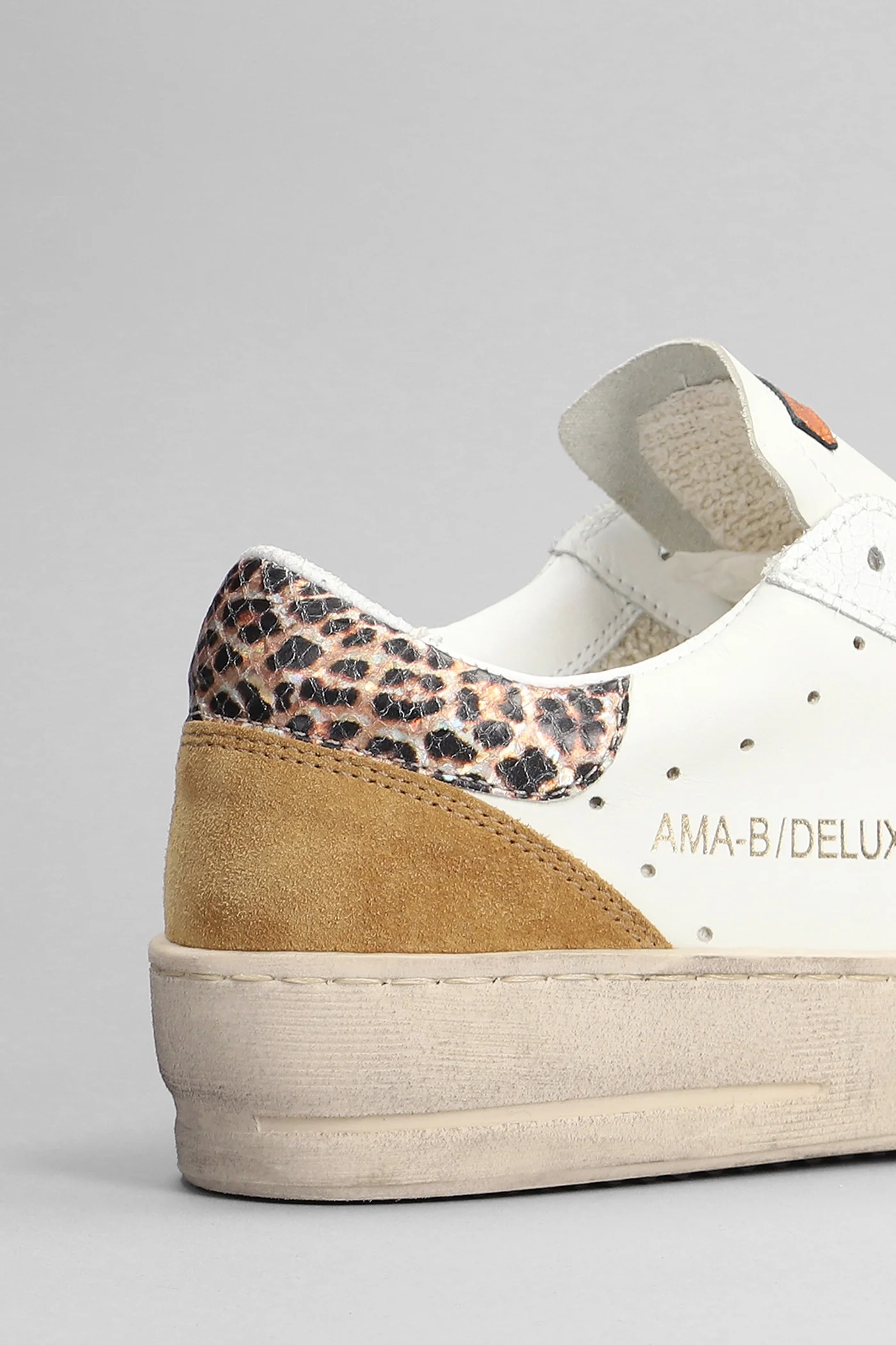 Sneakers in white suede and leather - Image 5
