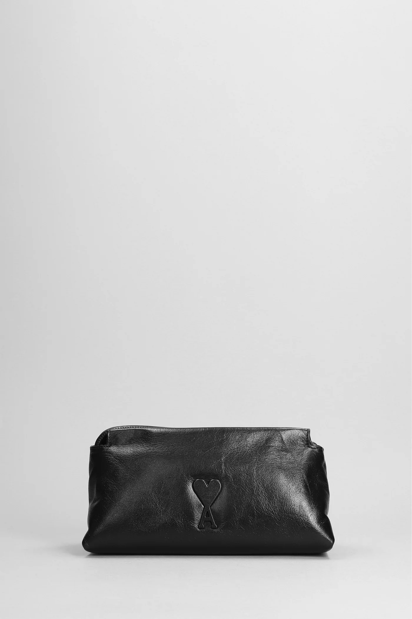 Clutch in black leather