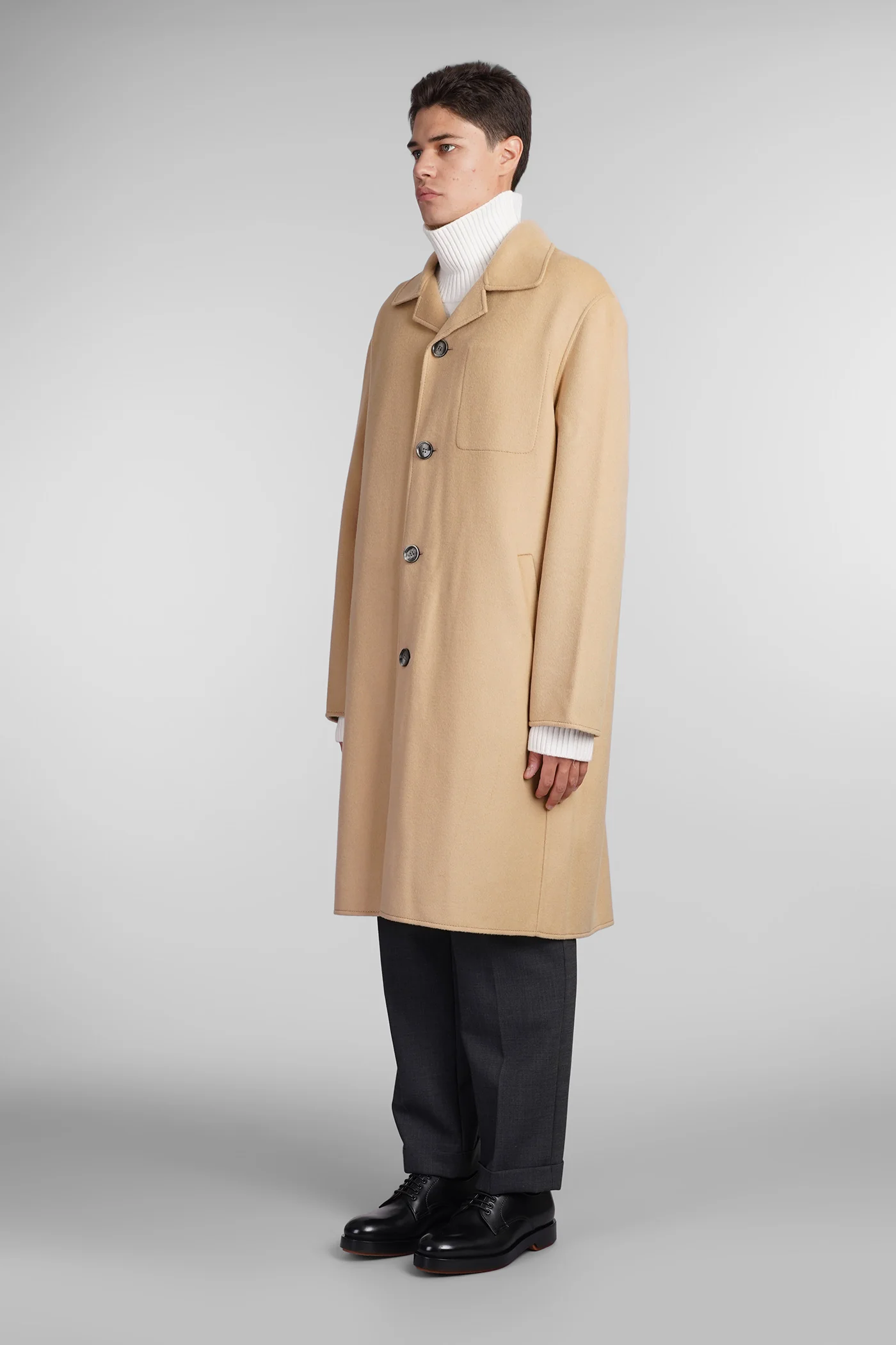 Coat in beige wool - Image 4