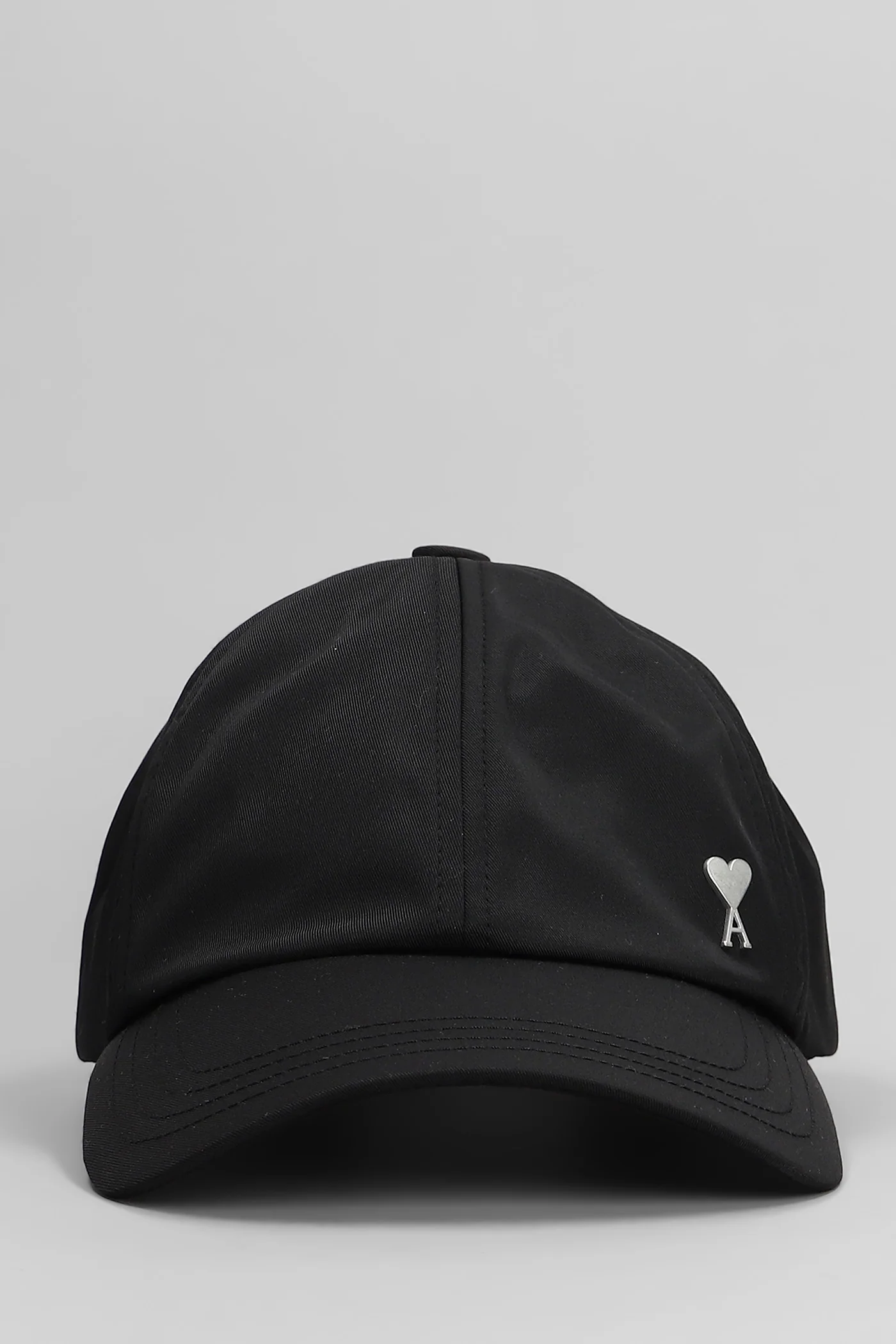 Hats in black polyester