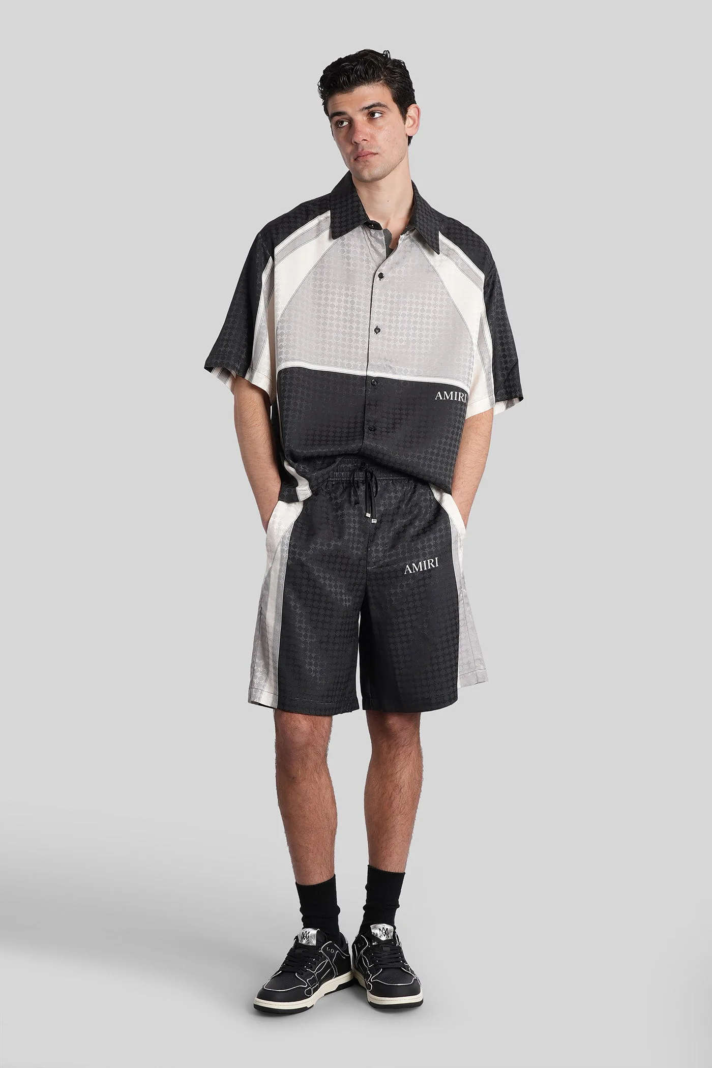 Shorts in black viscose - Image 2