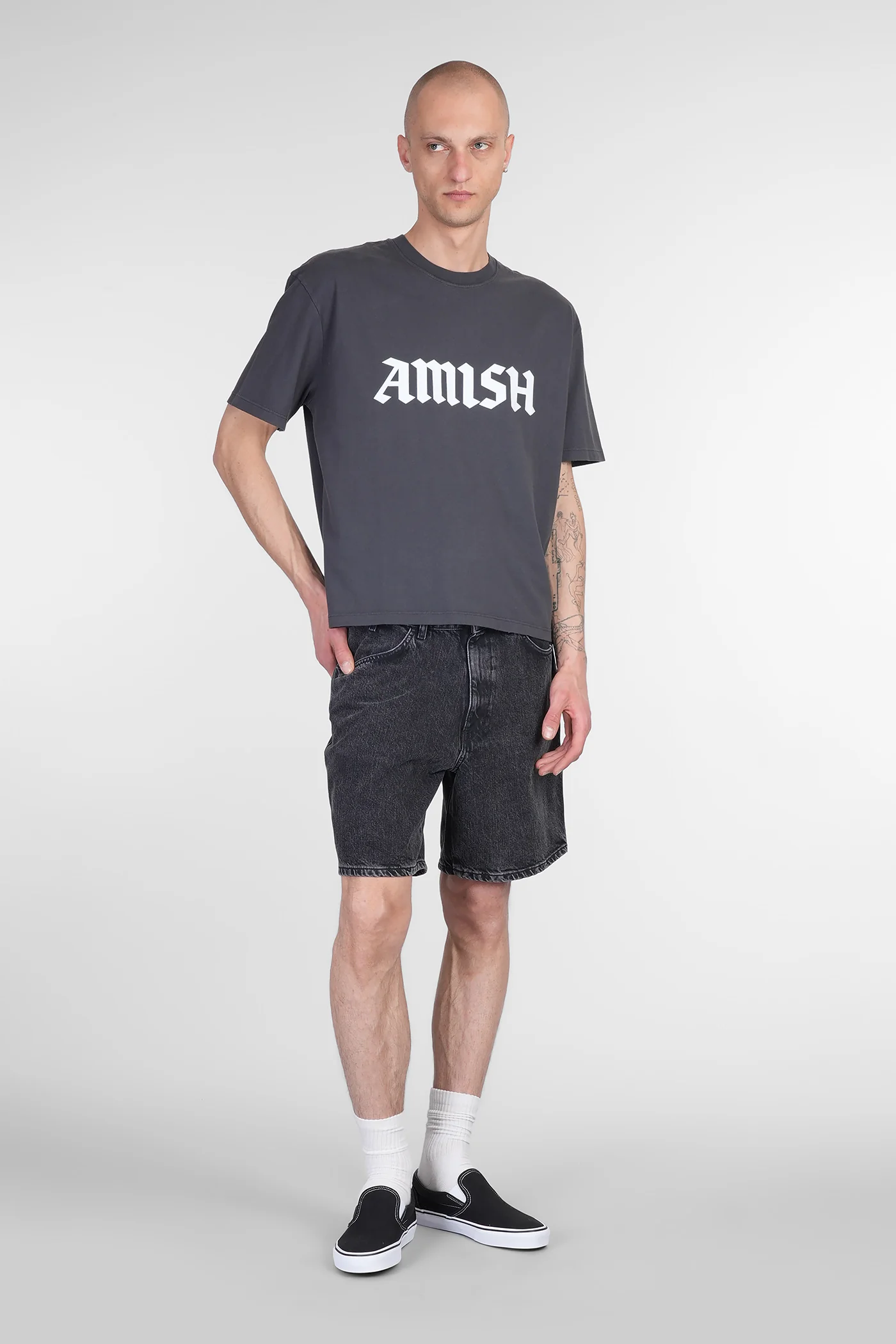 Bernie Shorts in black denim - Image 2