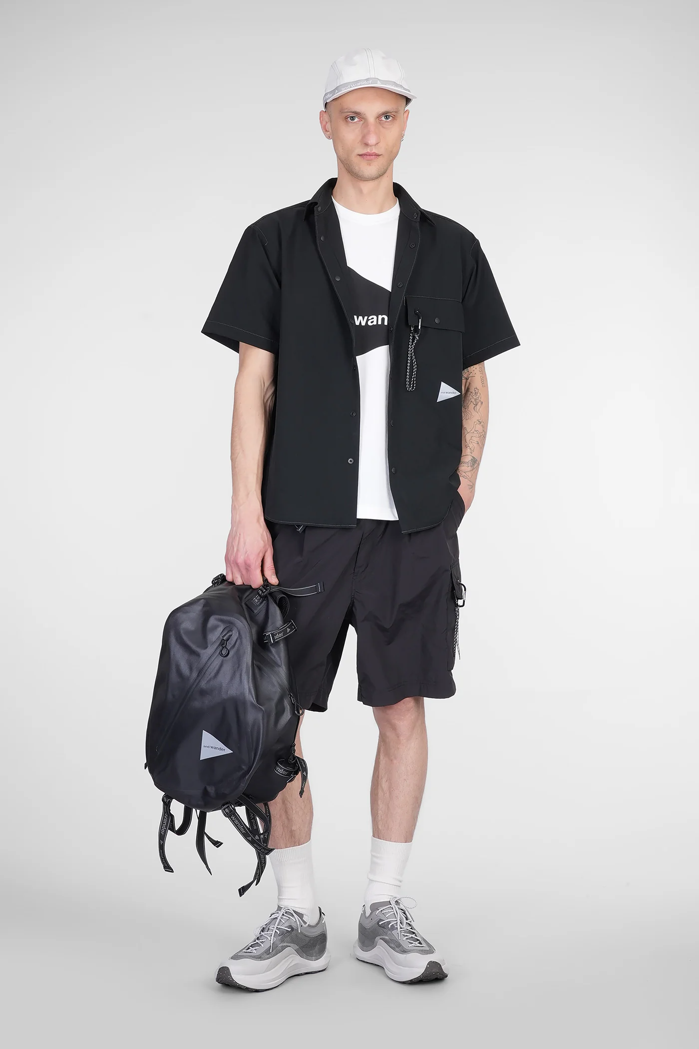 Shorts in black polyester - Image 2