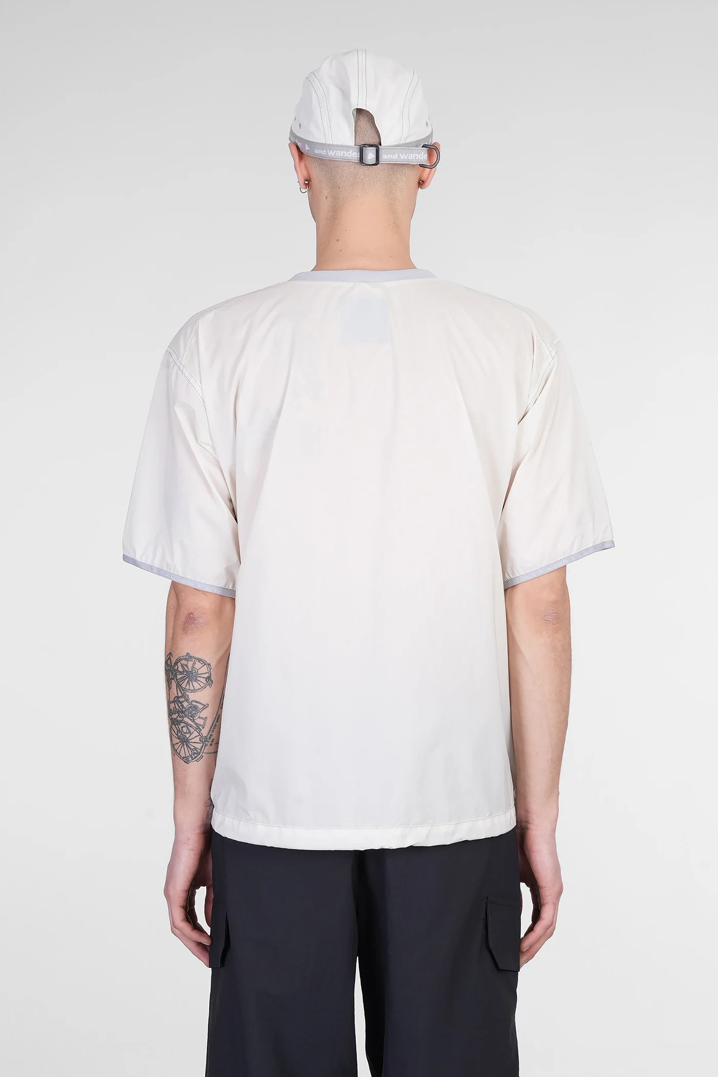 T-Shirt in beige nylon - Image 3
