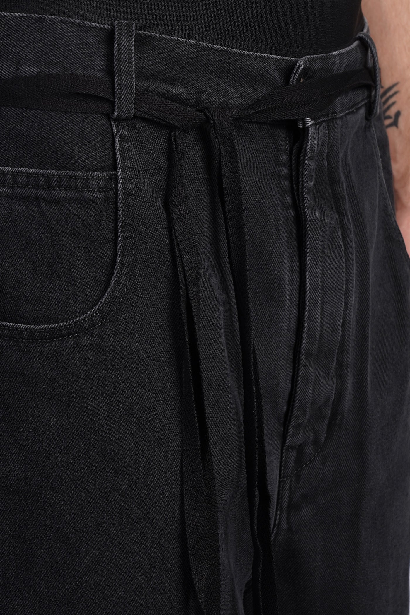 Olan Jeans in black cotton - Image 5