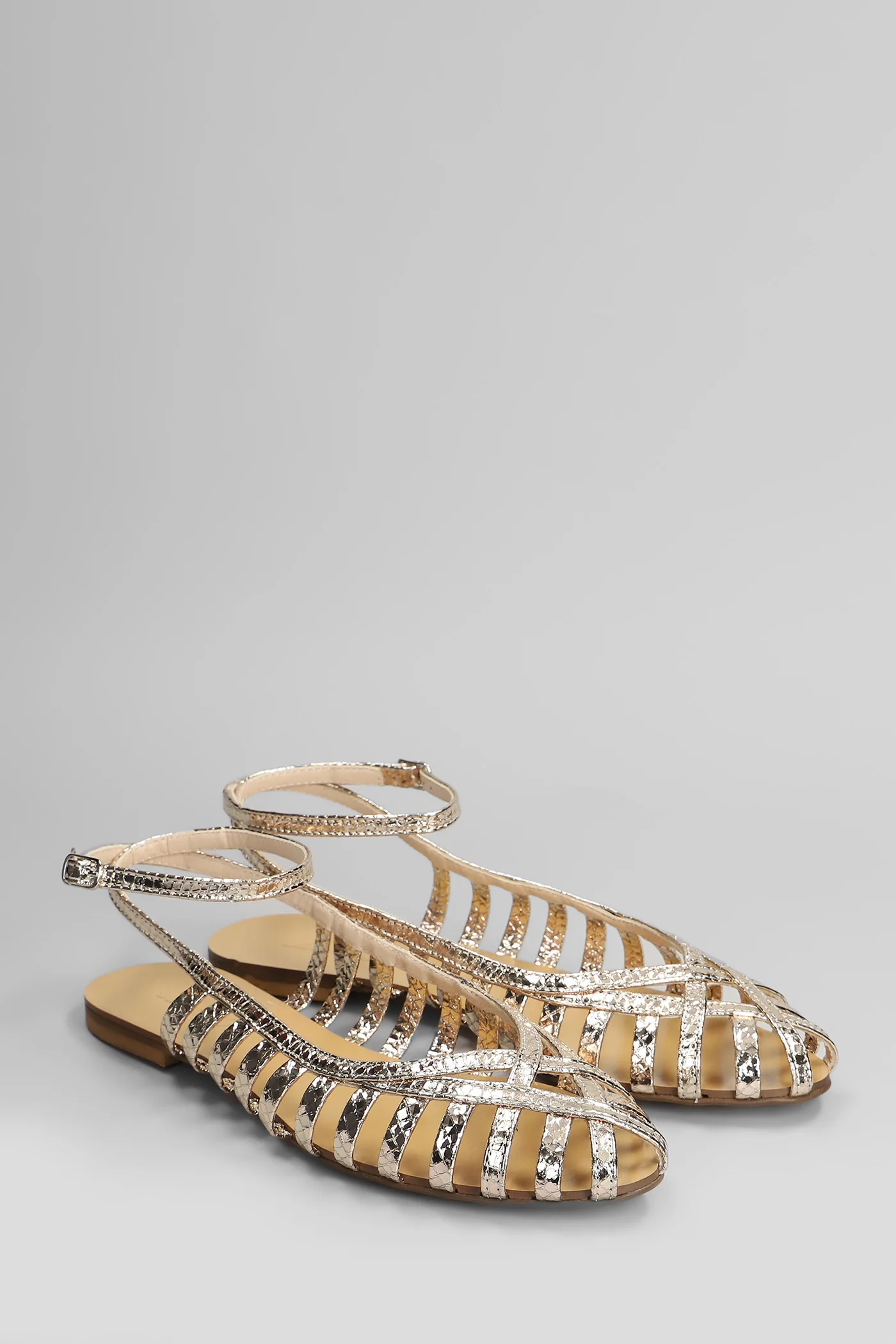 Flats in platinum leather - Image 2
