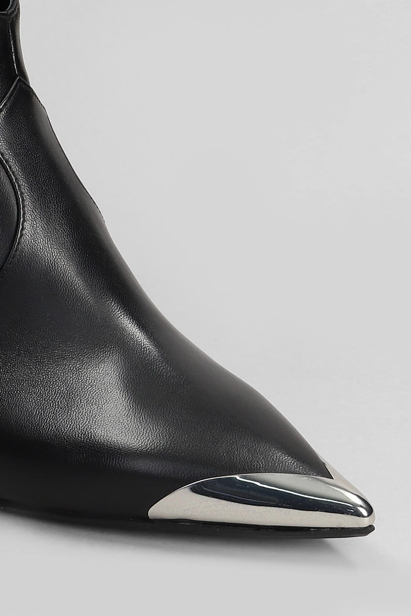 High heels Ankle boots in black leather - Image 5