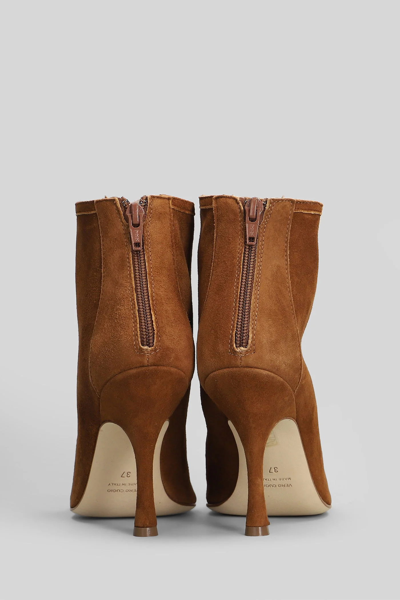 High heels Ankle boots in brown suede - Image 4