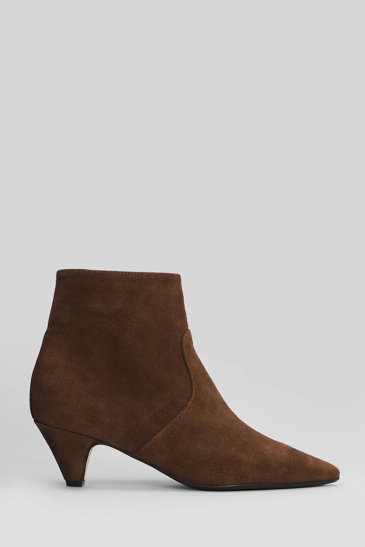 low heels Ankle boots in brown suede