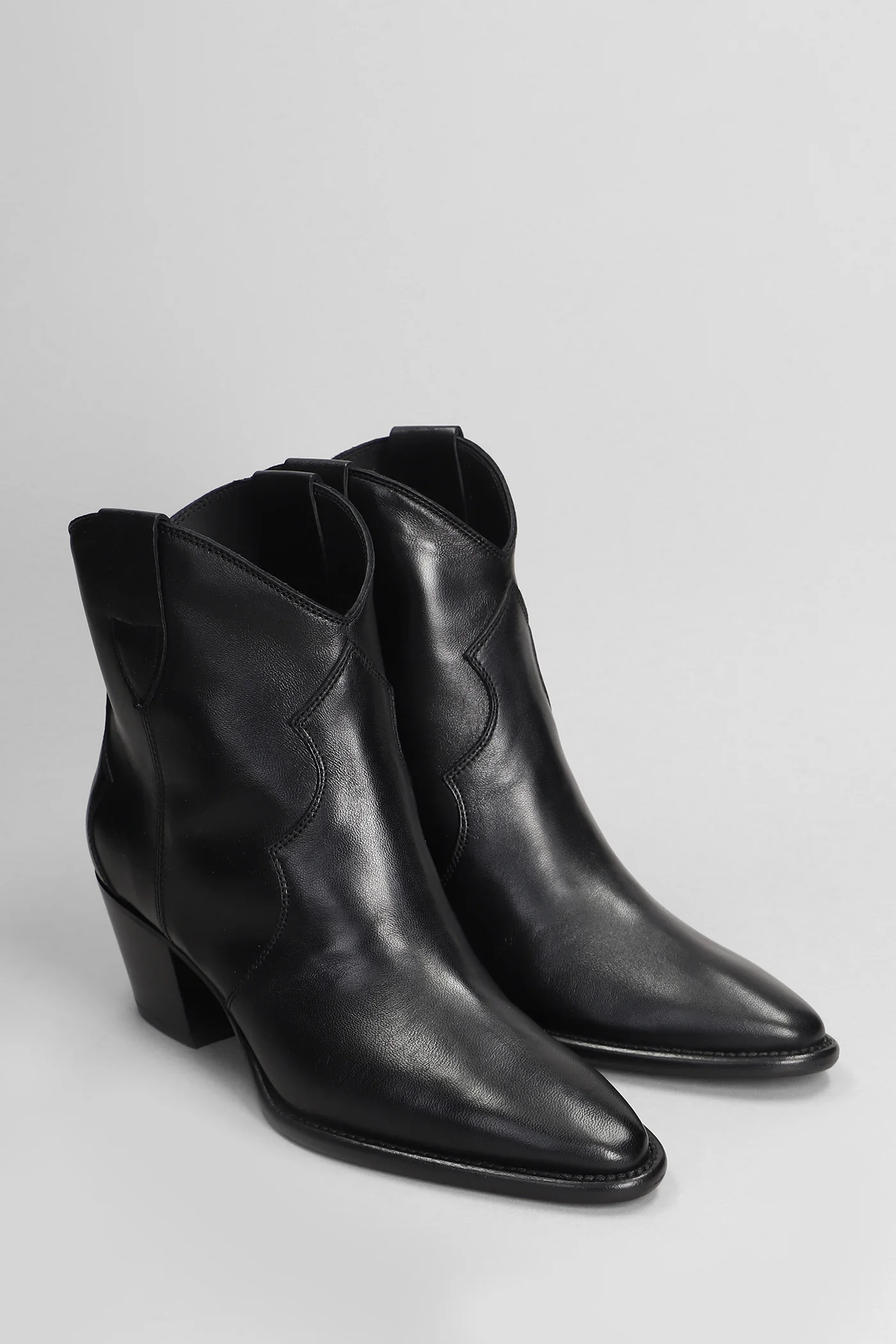 texan Ankle boots in black leather - Image 2
