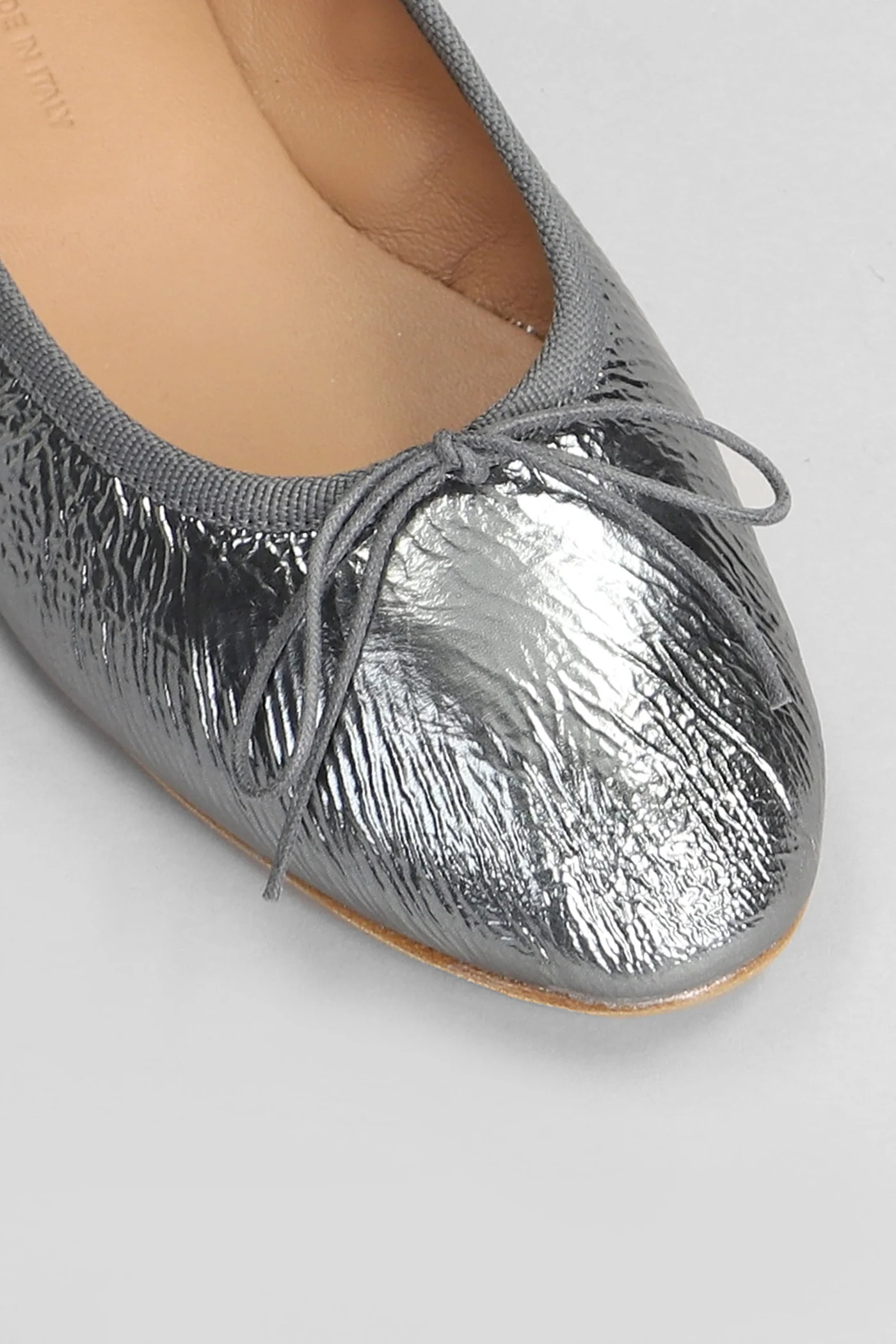 Ballet flats in silver leather - Image 5