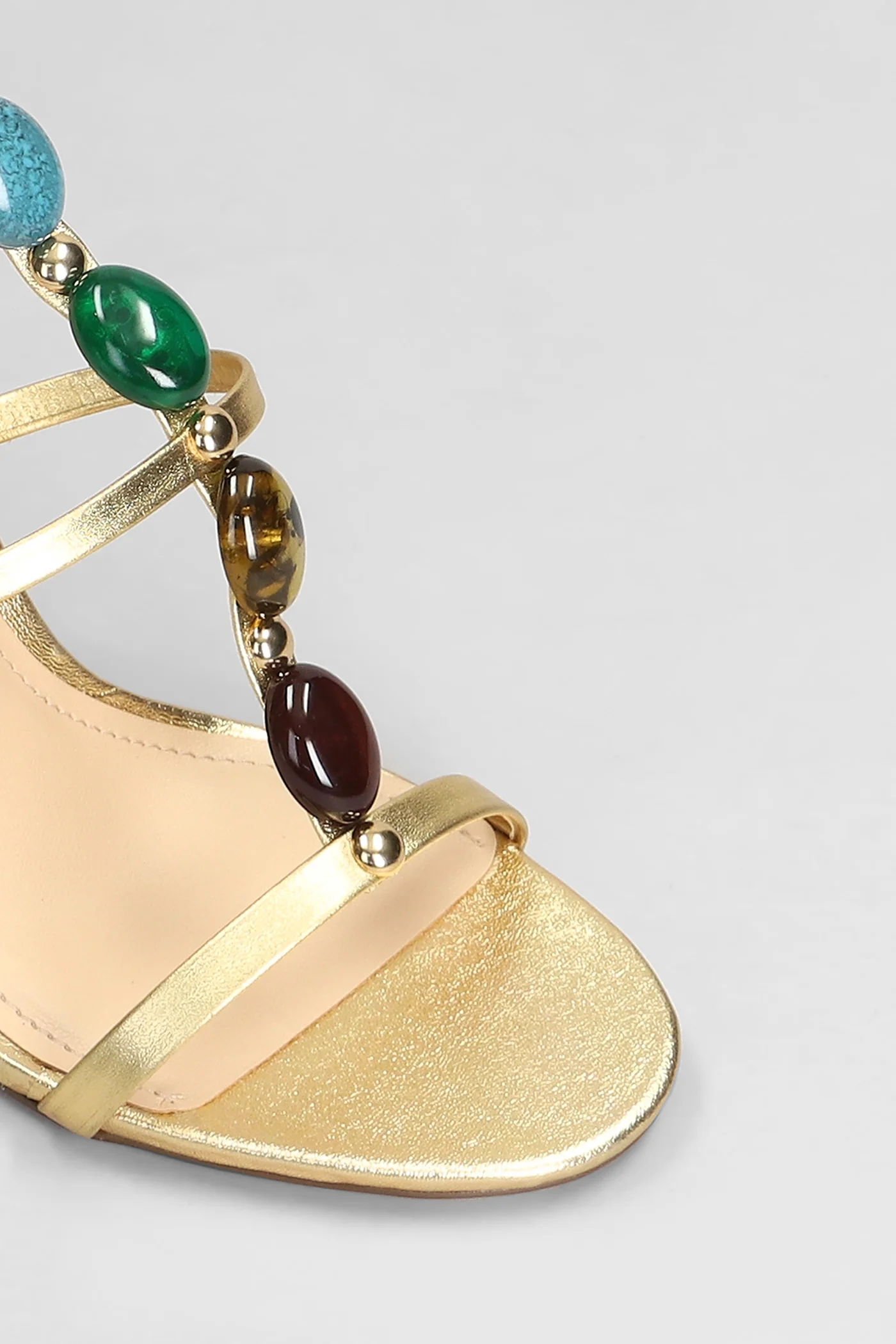 Sandals in gold leather - Image 5