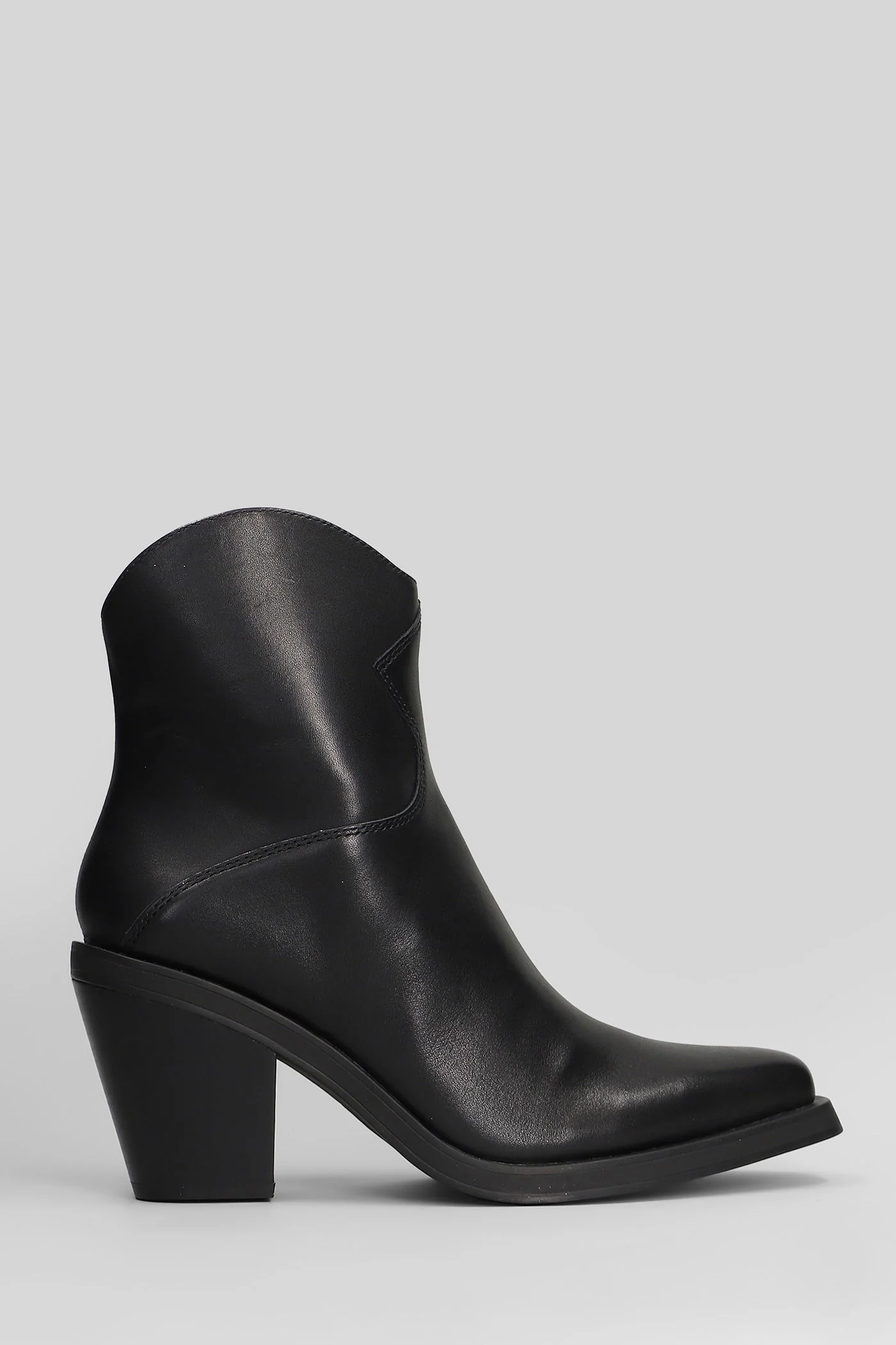 Judy texan Ankle boots in black leather