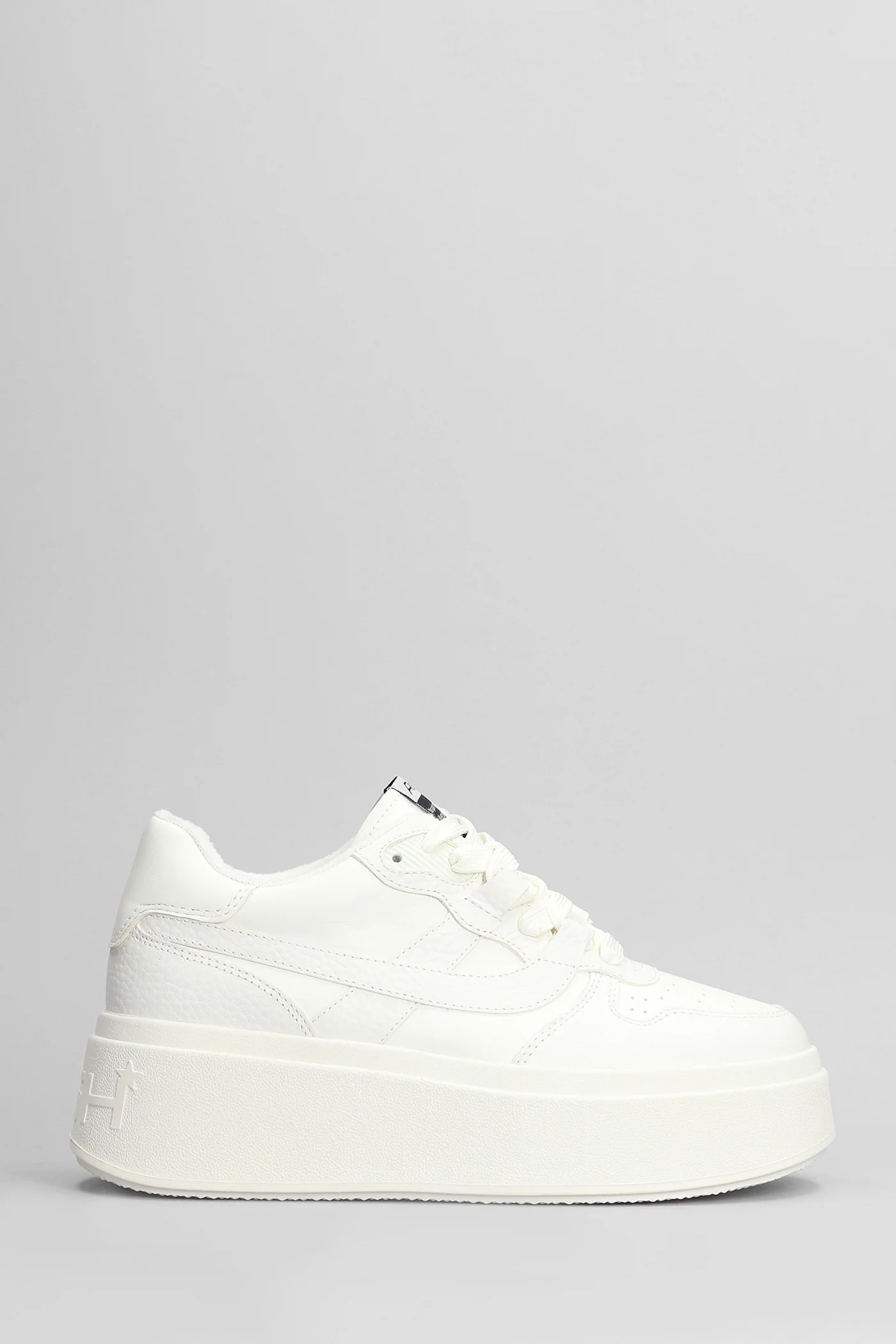 Match Sneakers in white leather