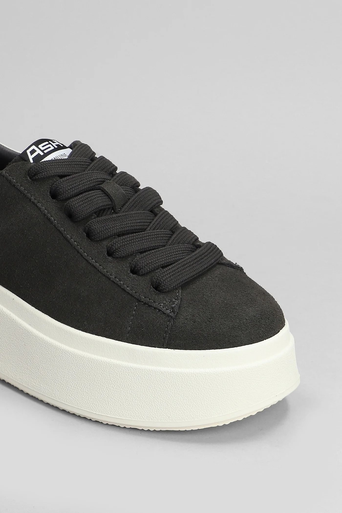 Moby Sneakers in black suede - Image 5