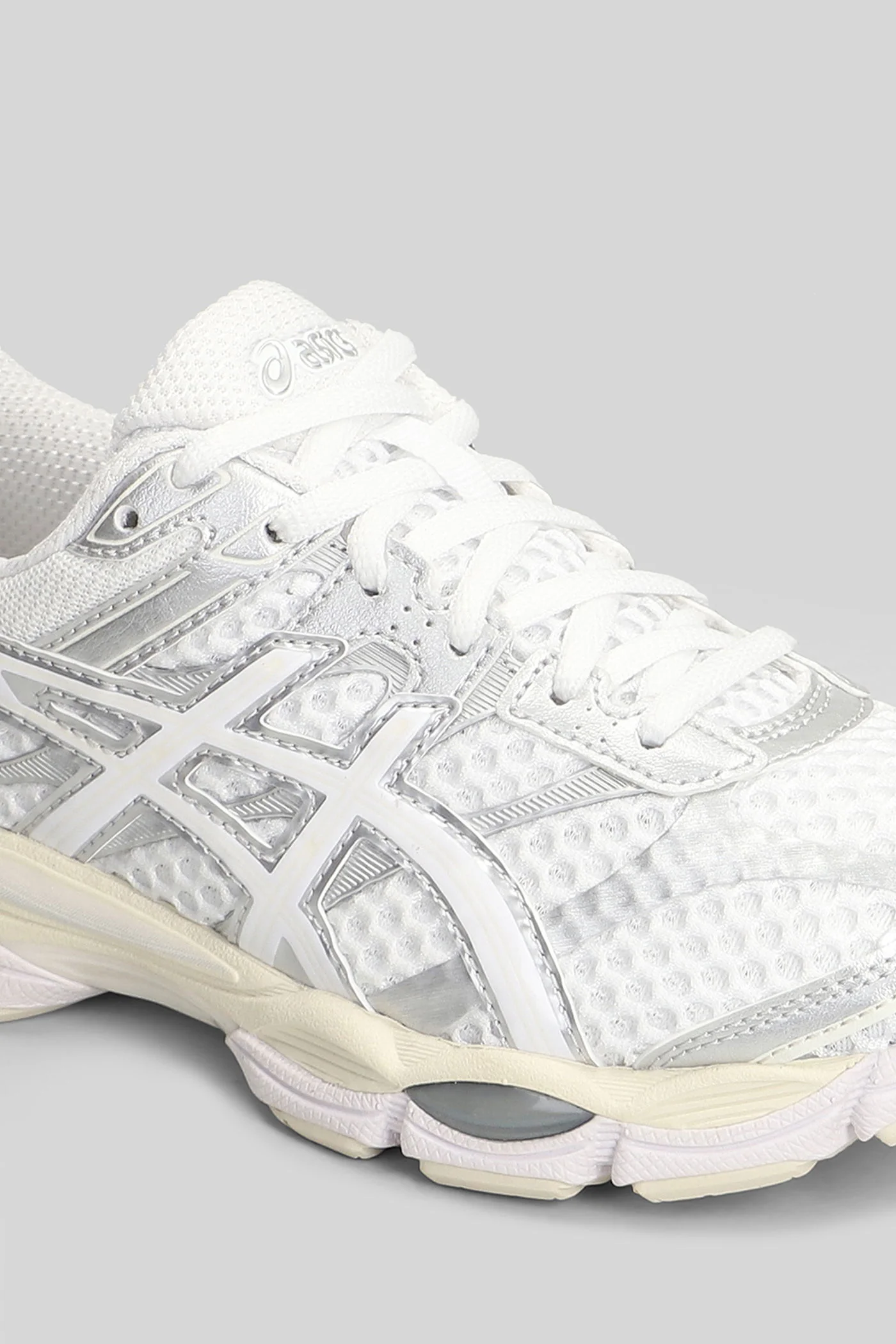 Gel-Cumulus 16 Sneakers in white leather and fabric - Image 5