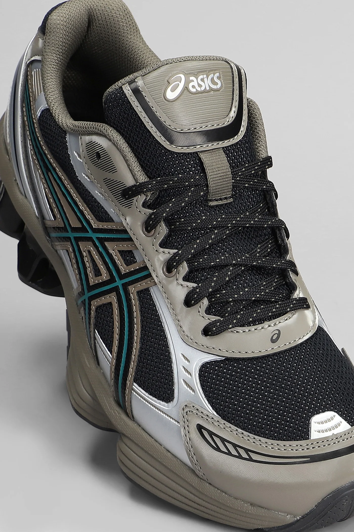 Gel-Kinetic Fluent Sneakers in taupe leather and fabric - Image 5