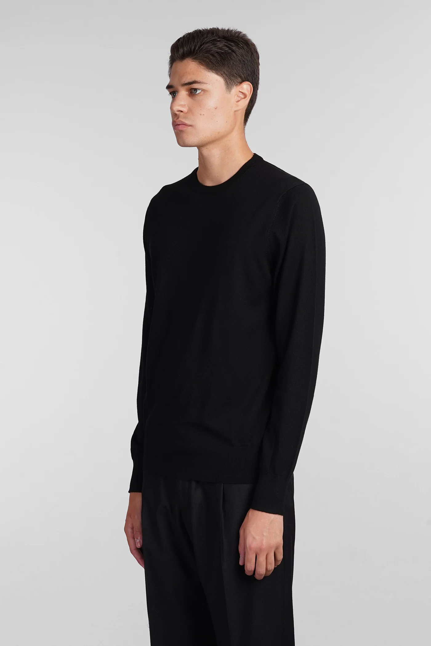 M195 Knitwear in black wool - Image 4