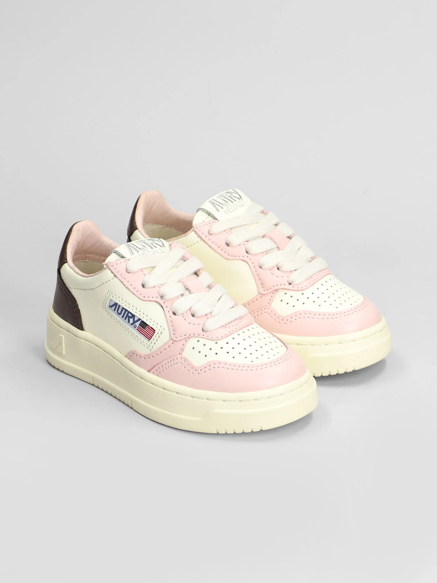 Medalist Sneakers in rose-pink leather - Image 2