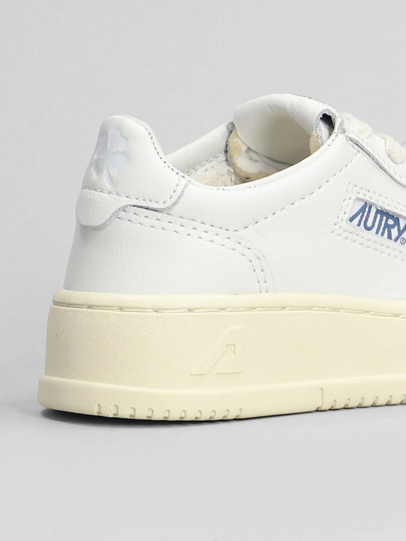 Medalist Sneakers in white leather - Image 5