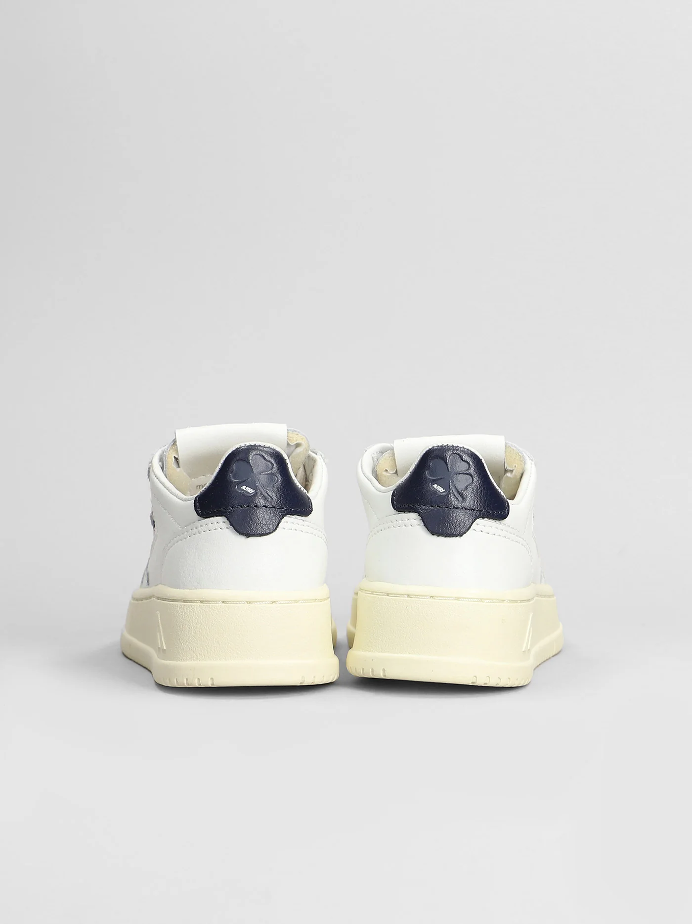 Medalist Sneakers in white leather - Image 4