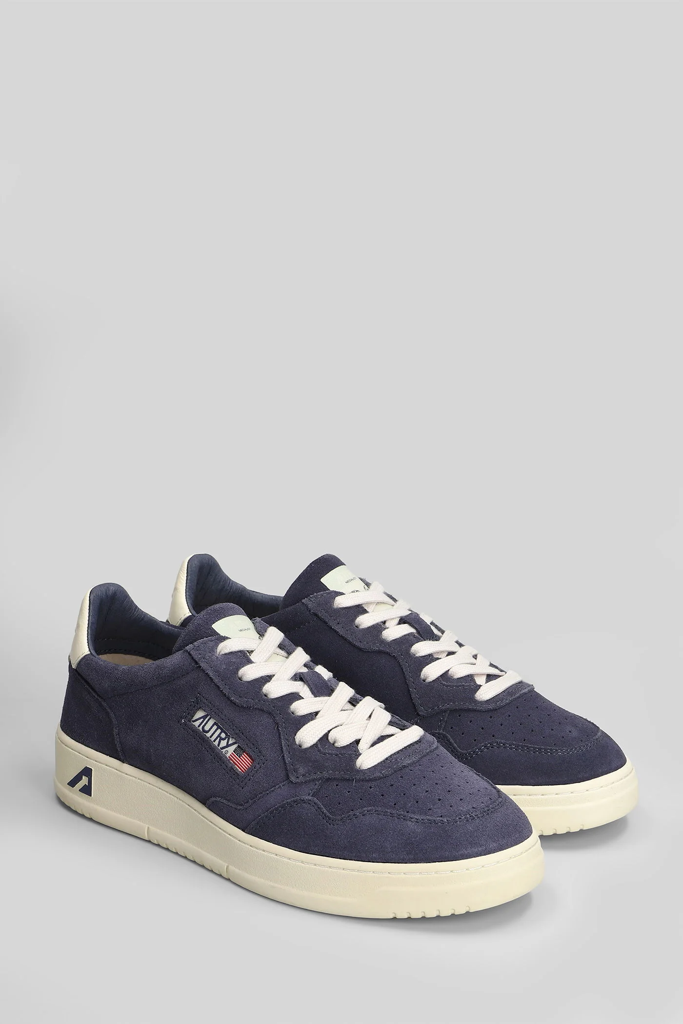 Medalist Low Sneakers in blue suede - Image 2