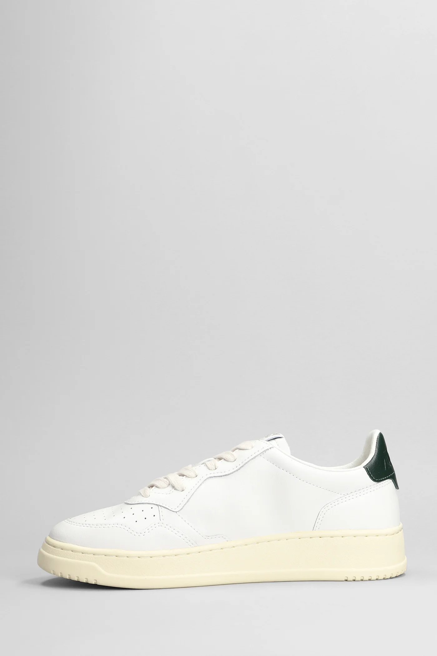 Medalist Low Sneakers in white leather - Image 3