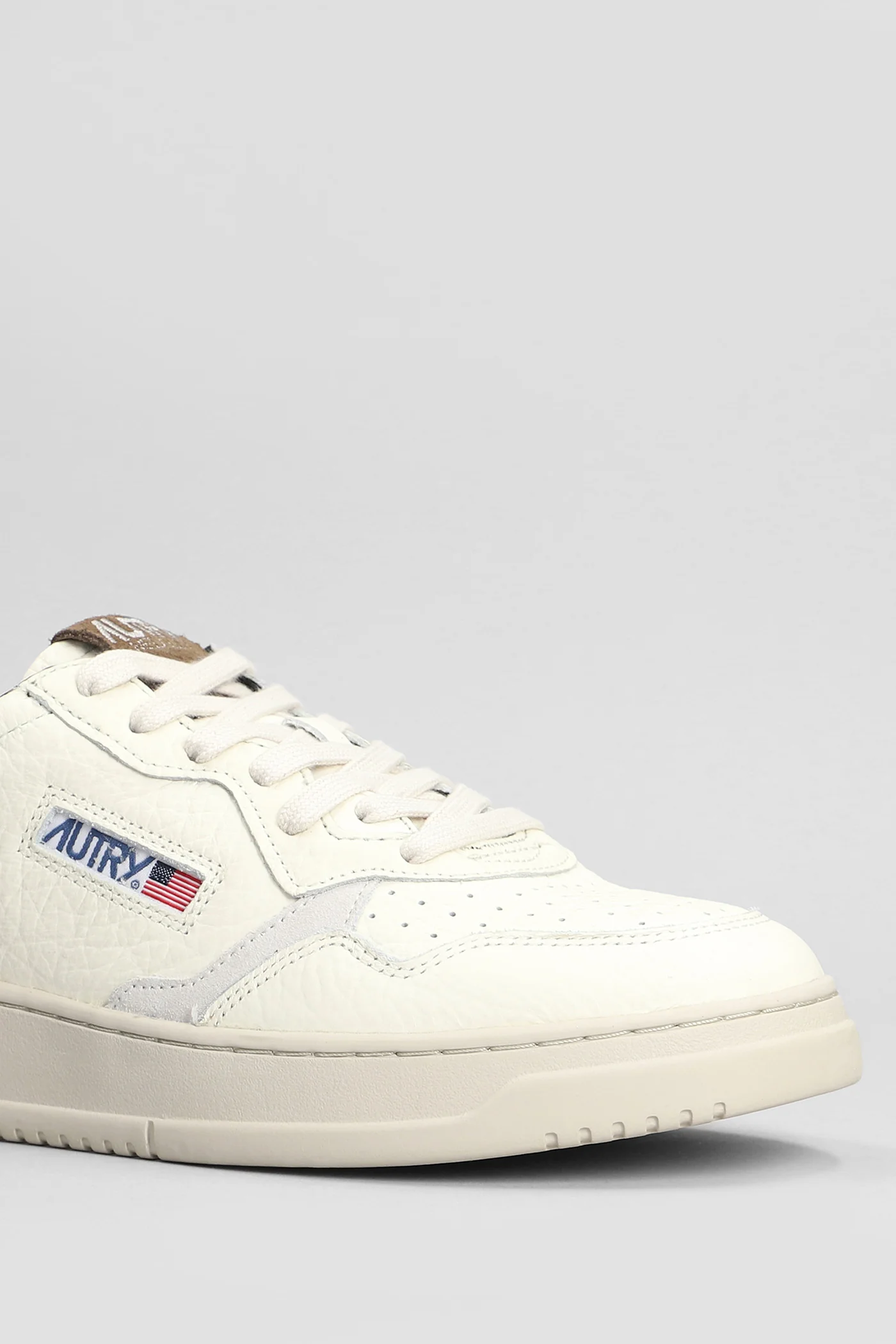 Medalist Low Sneakers in white leather - Image 5
