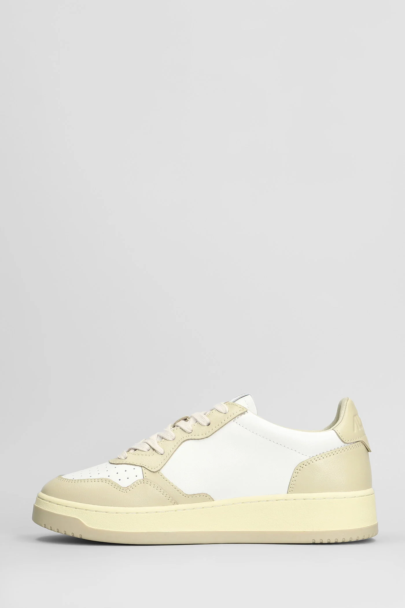Medalist Low Sneakers in white leather - Image 3