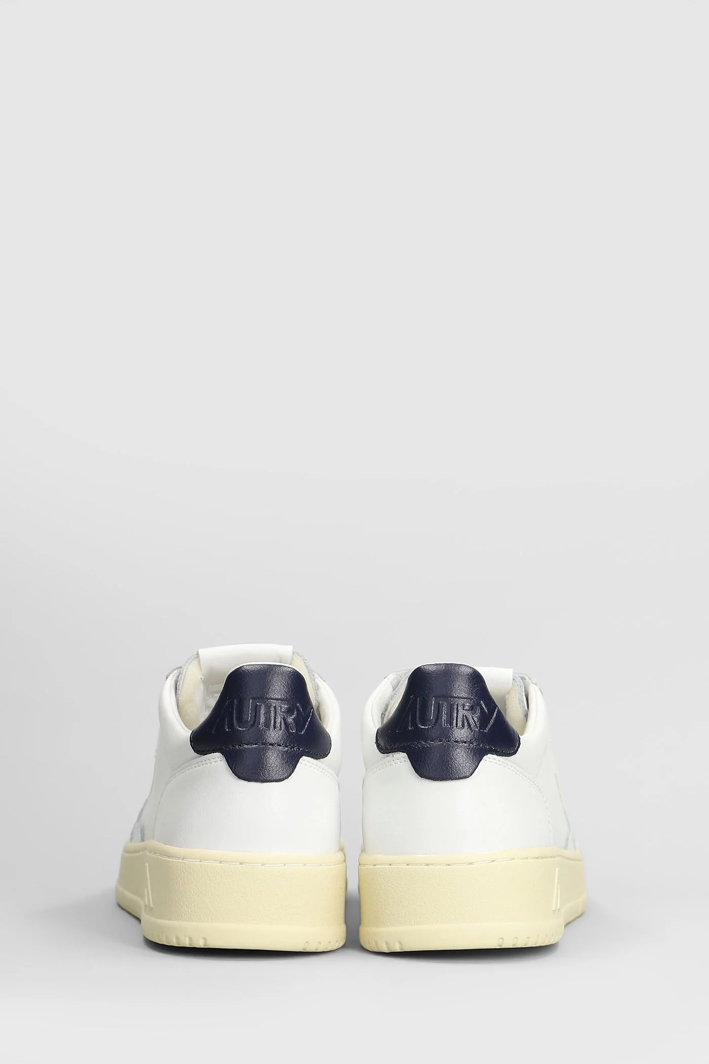 Medalist Low Sneakers in white leather - Image 4