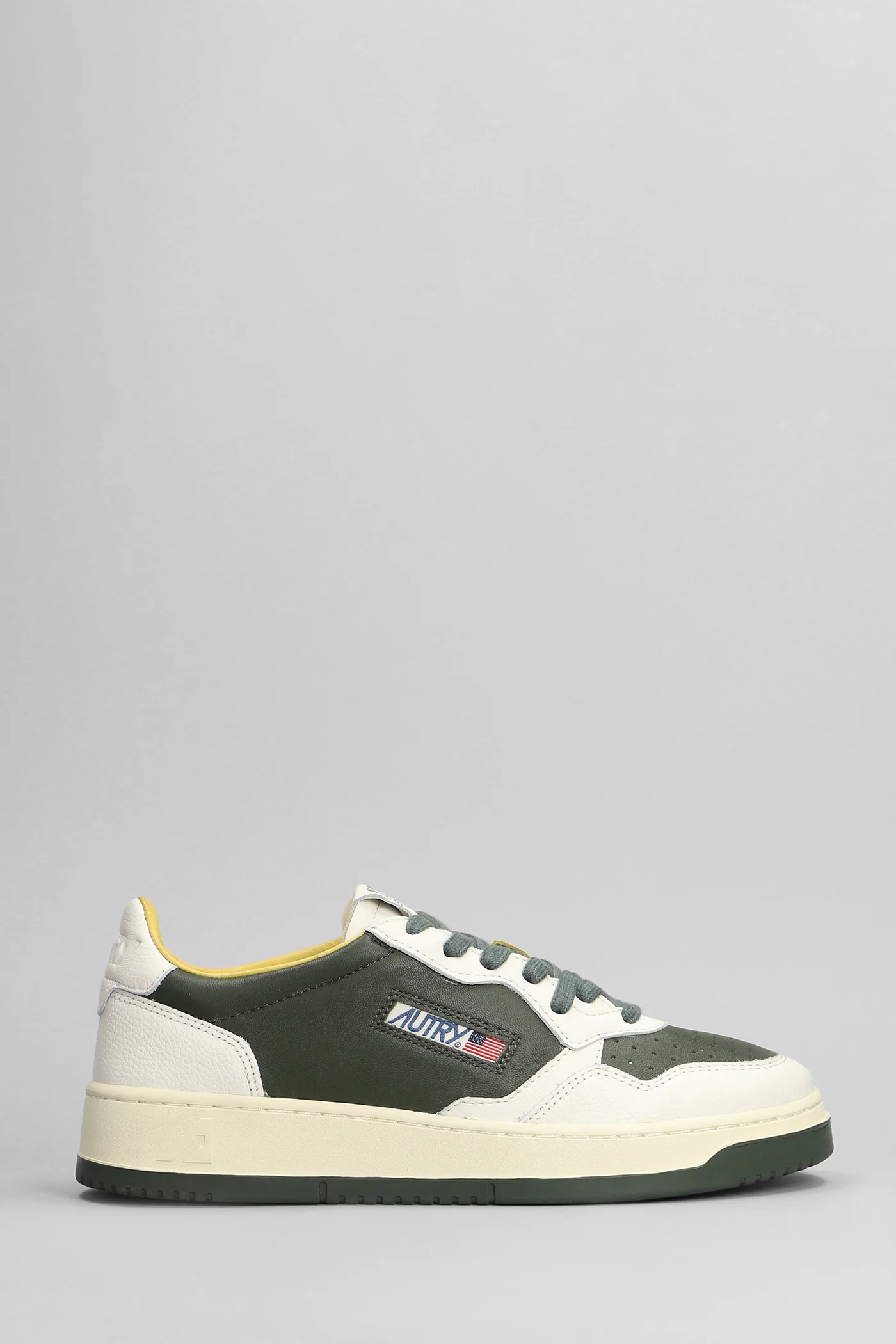 Medalist Low Sneakers in white leather