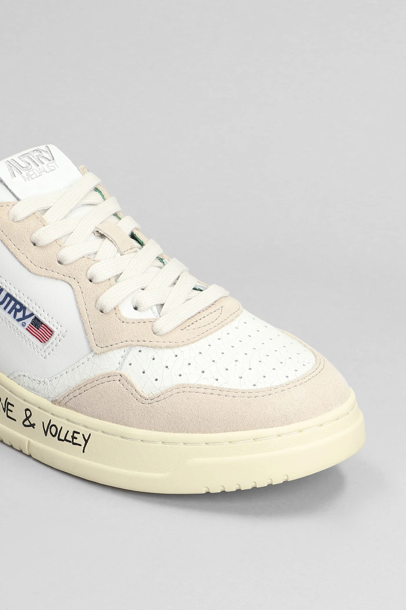 Medalist Low Sneakers in white suede and leather - Image 5