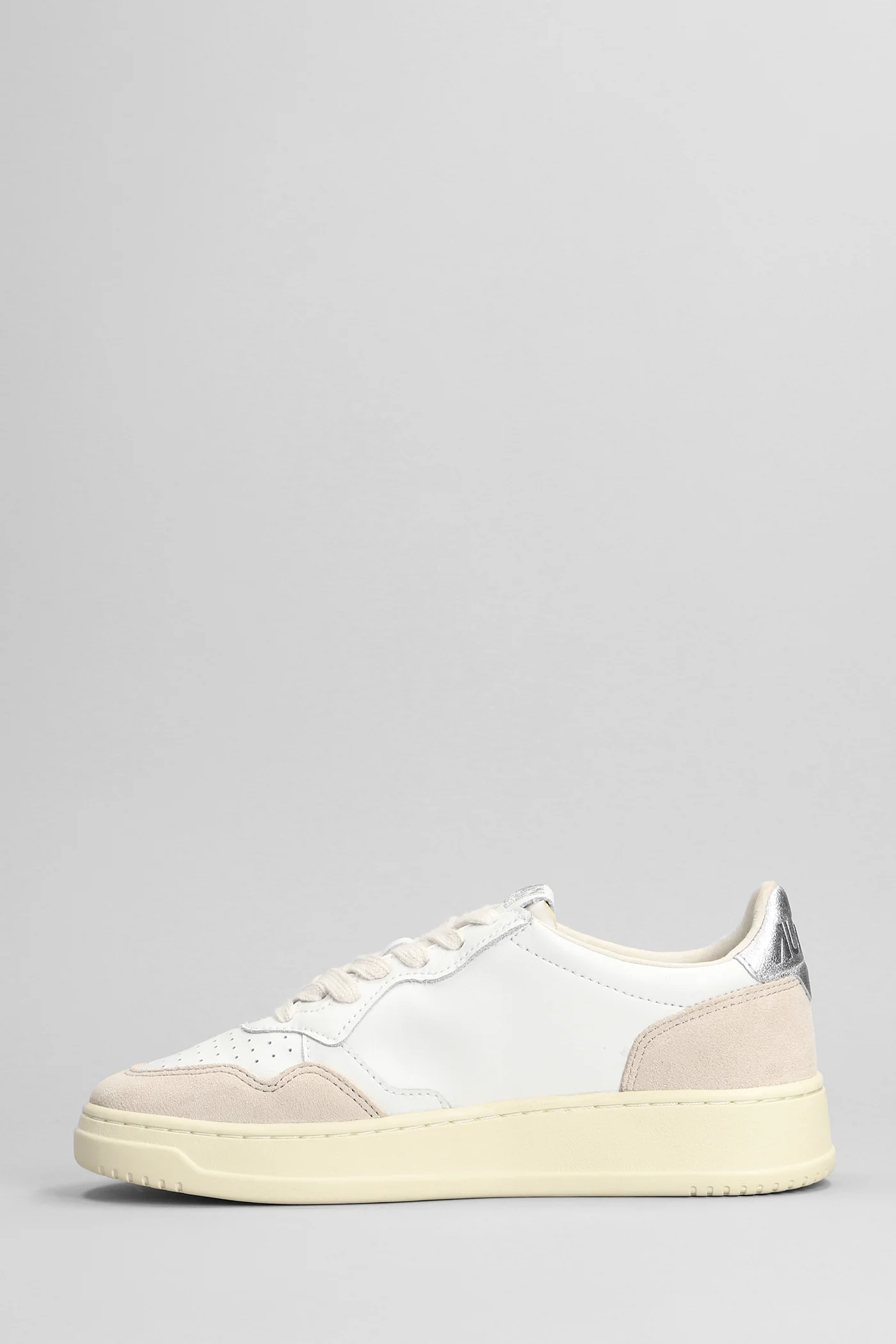 Medalist Low Sneakers in white suede and leather - Image 3