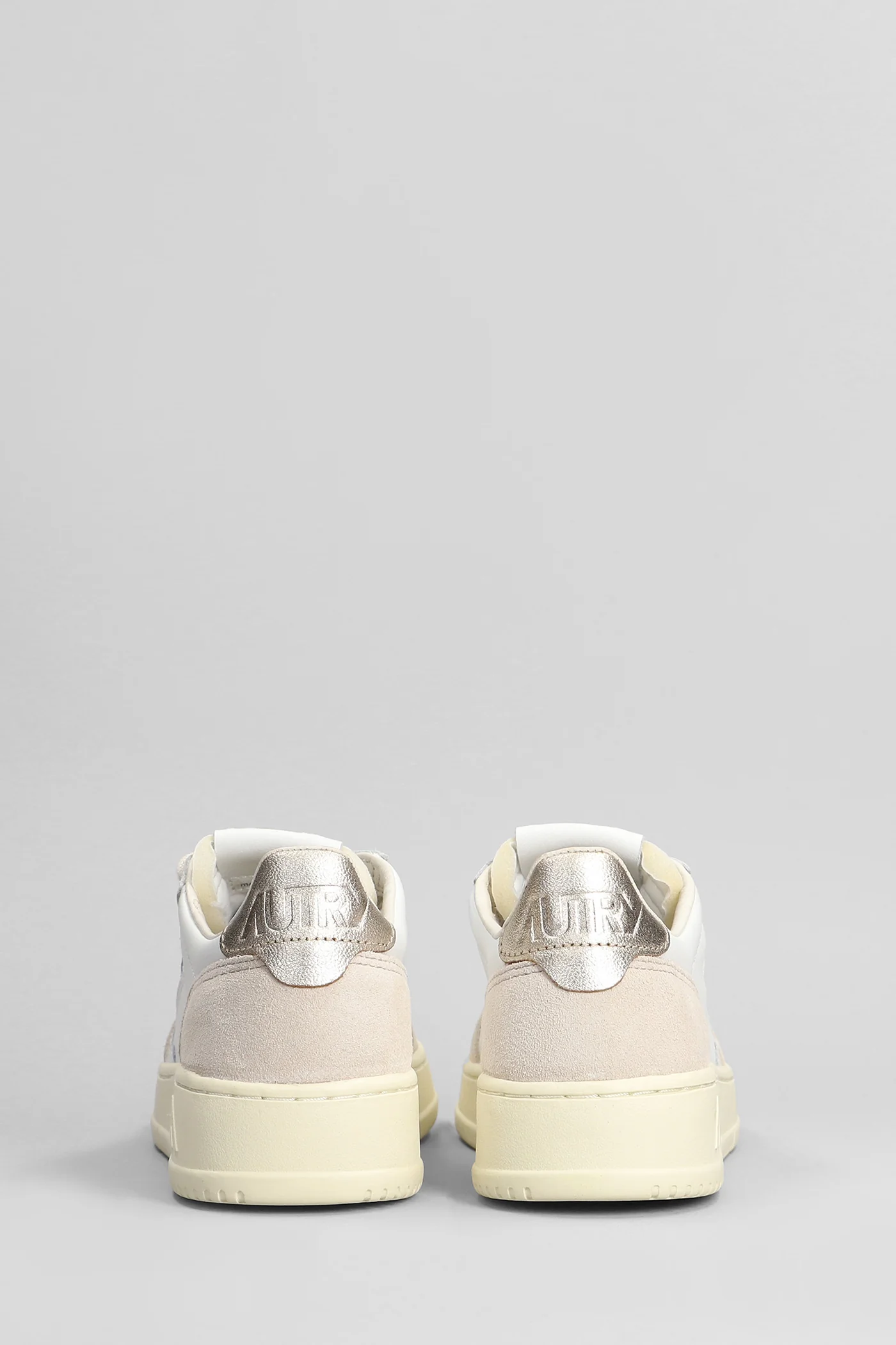 Medalist Low Sneakers in white suede and leather - Image 4