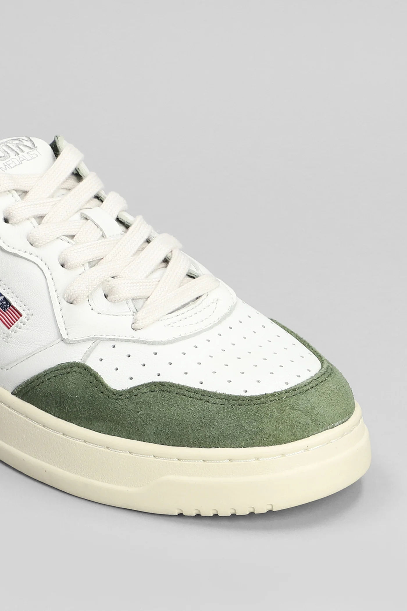 Medalist Low Sneakers in white suede and leather - Image 5