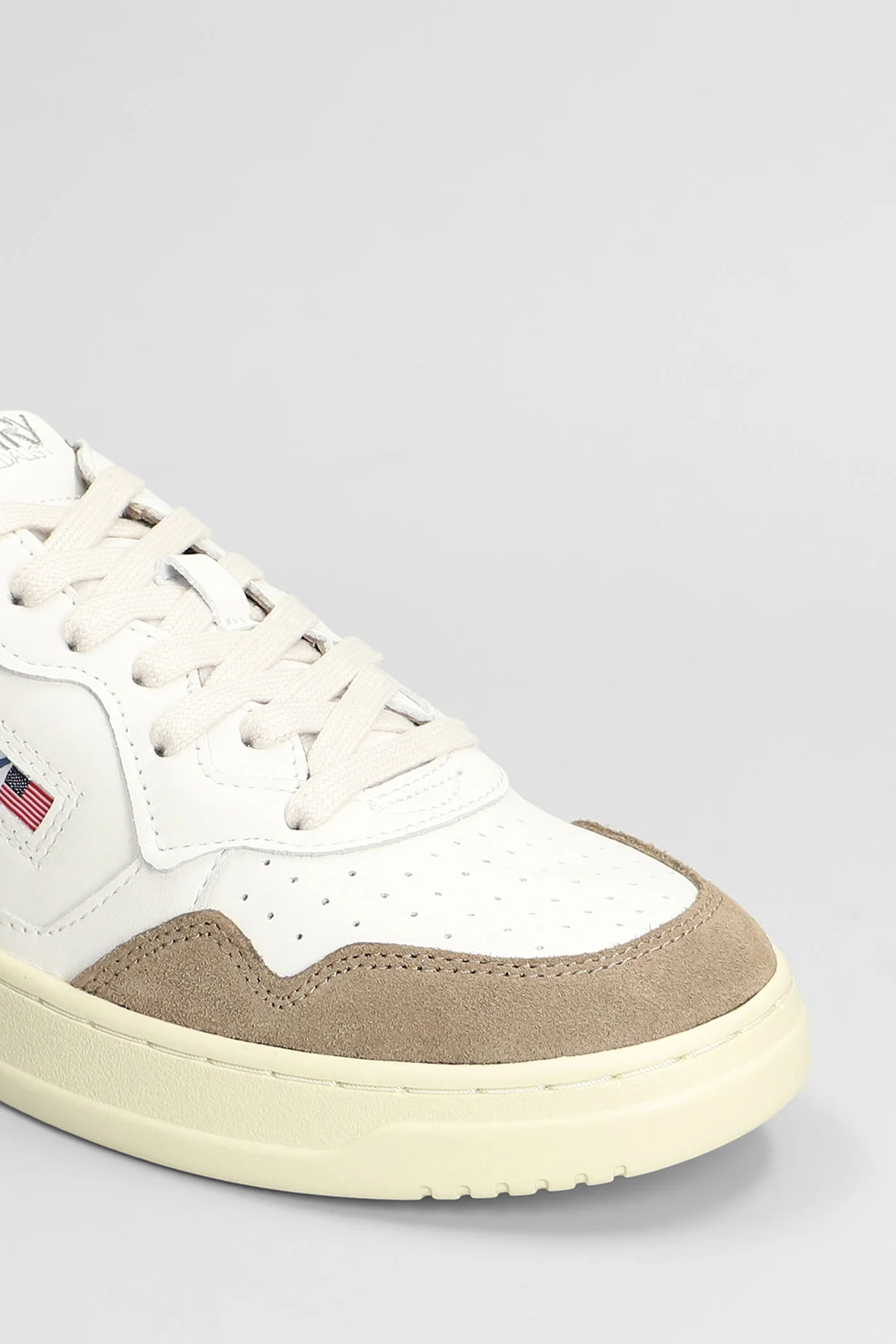 Medalist Low Sneakers in white suede and leather - Image 5