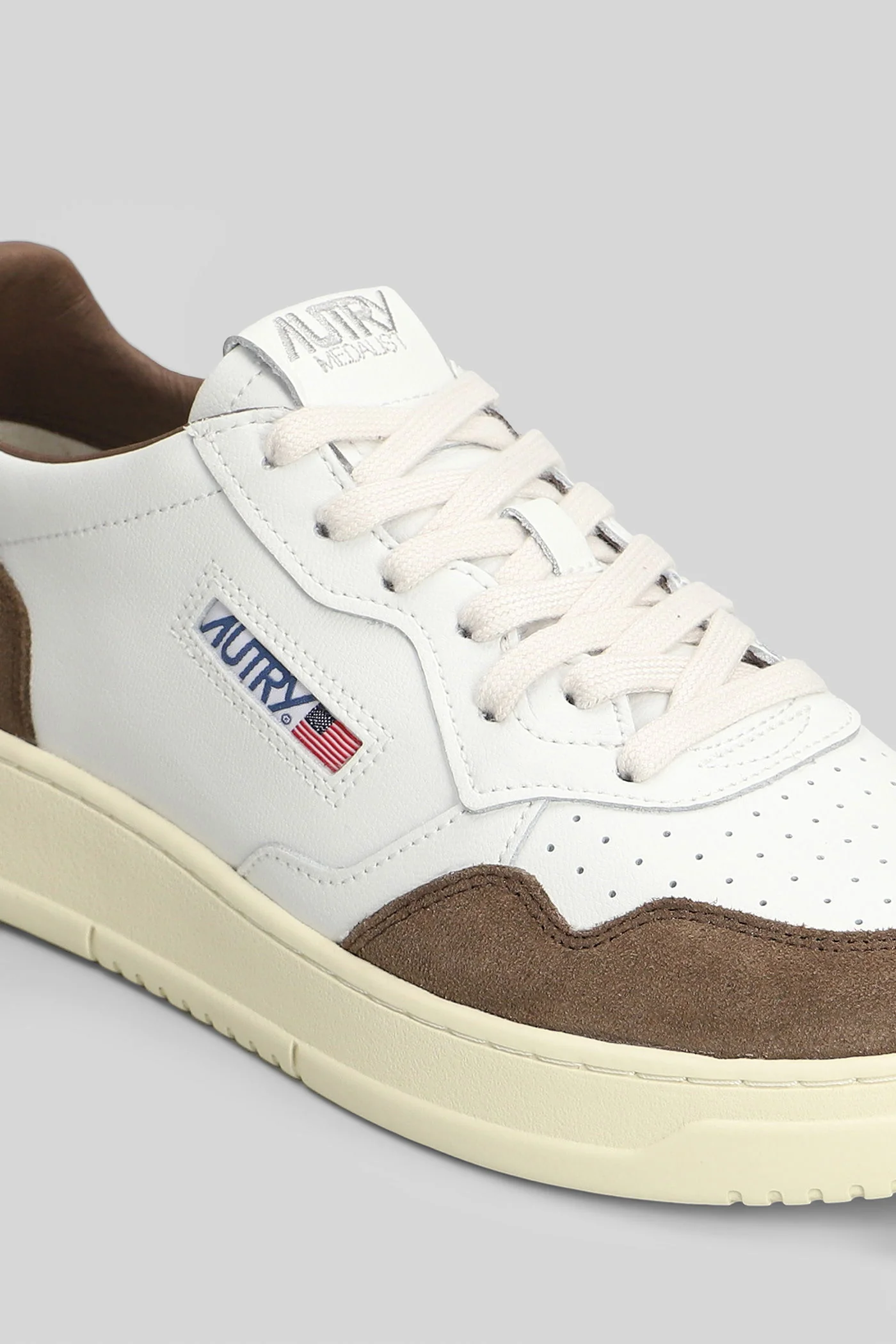 Medalist low Sneakers in white suede and leather - Image 20