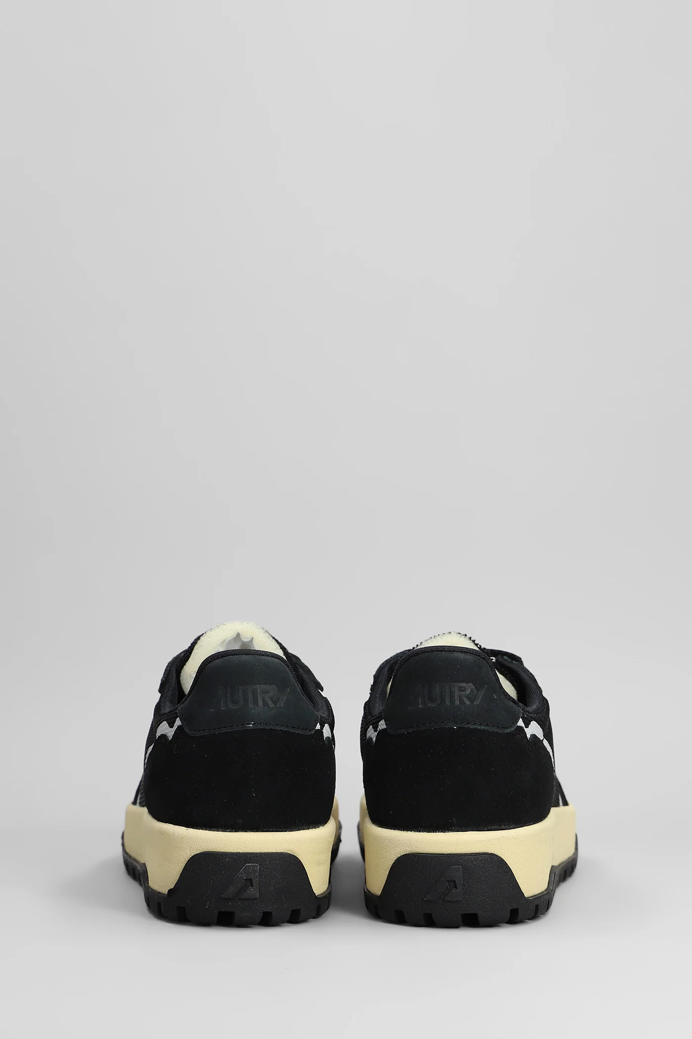Wildpace Low Sneakers in black Suede and fabric - Image 4