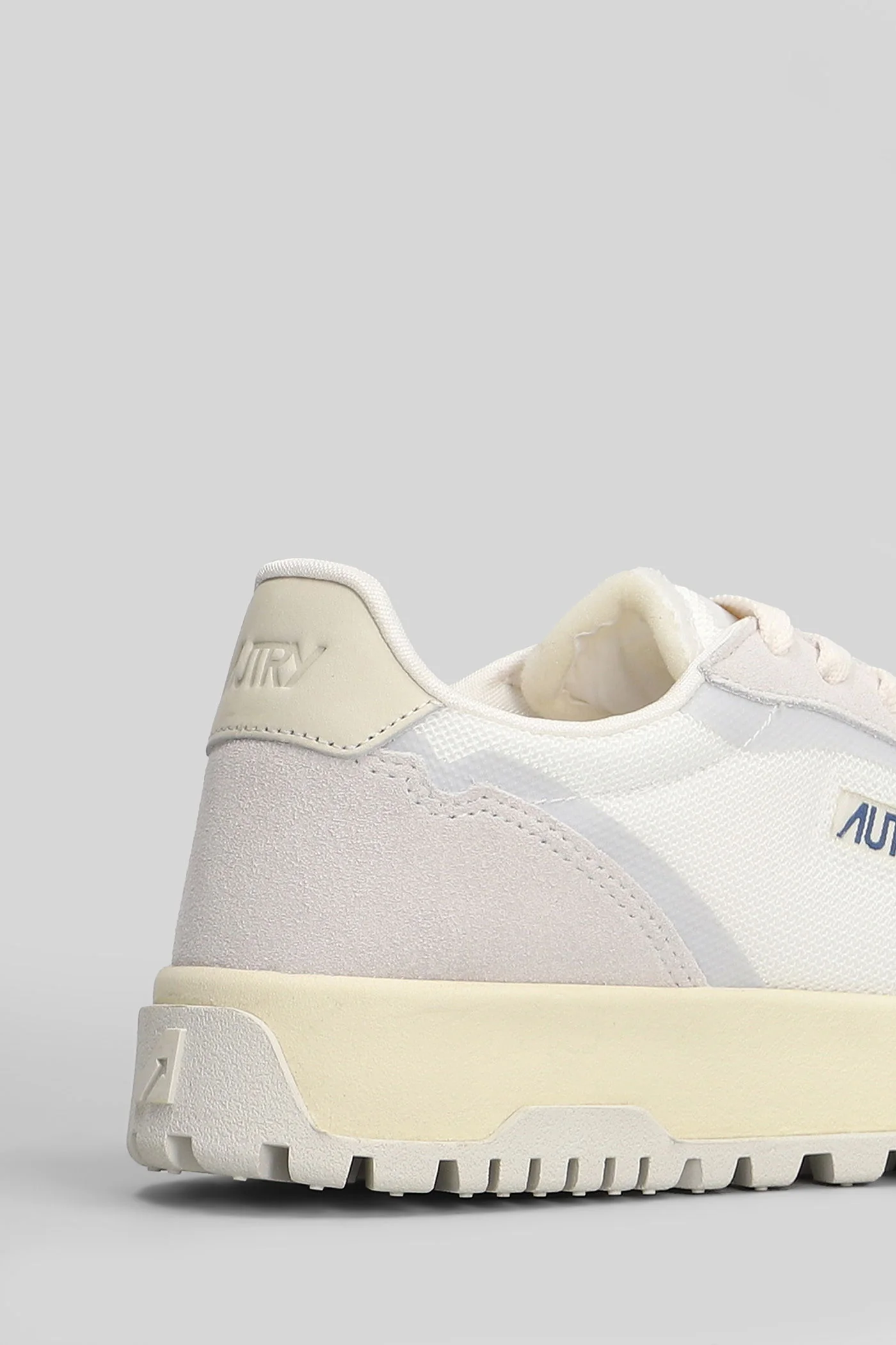 Wildpace Low Sneakers in white Suede and fabric - Image 5